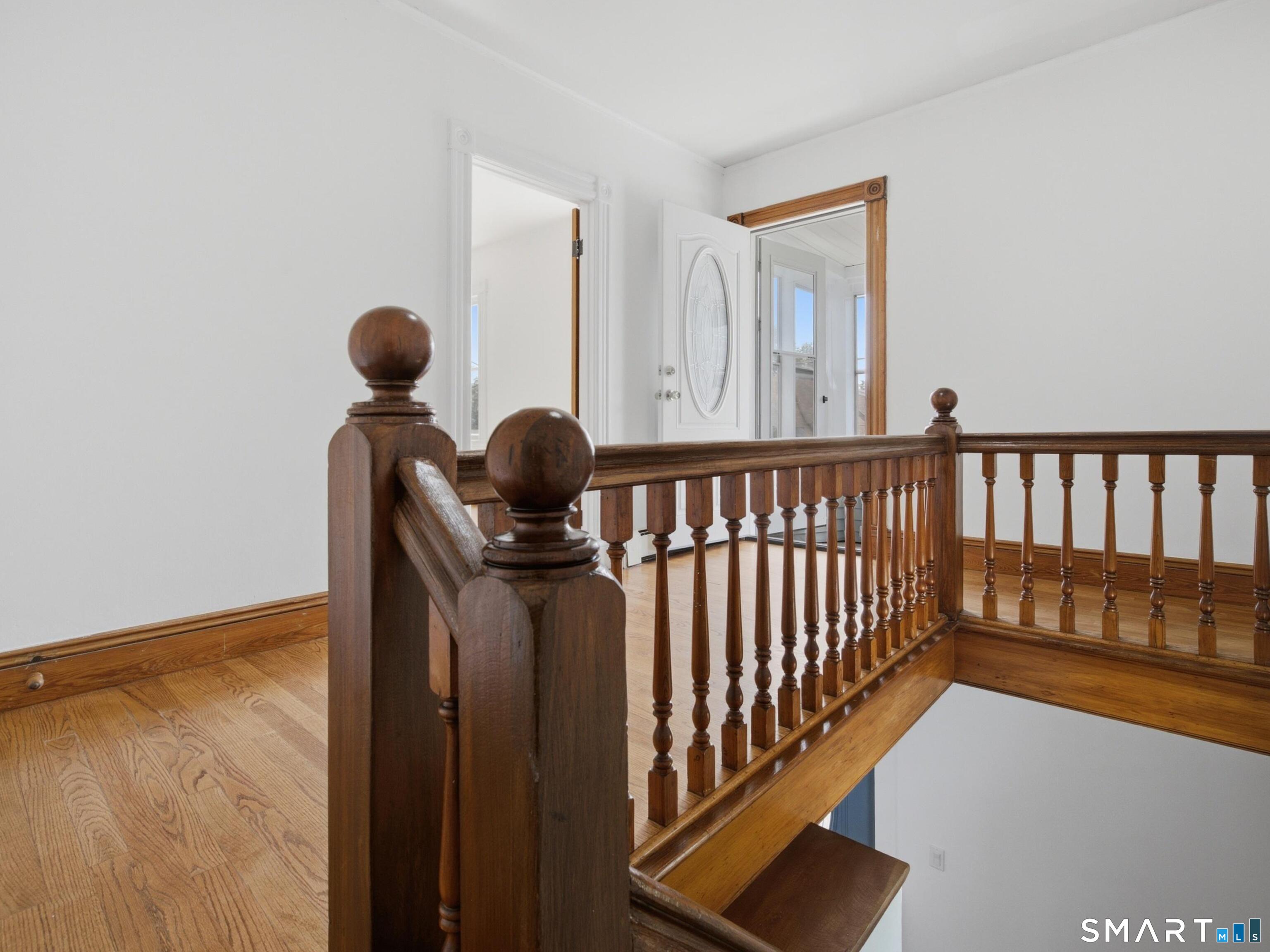 35 Moore Avenue photo 25