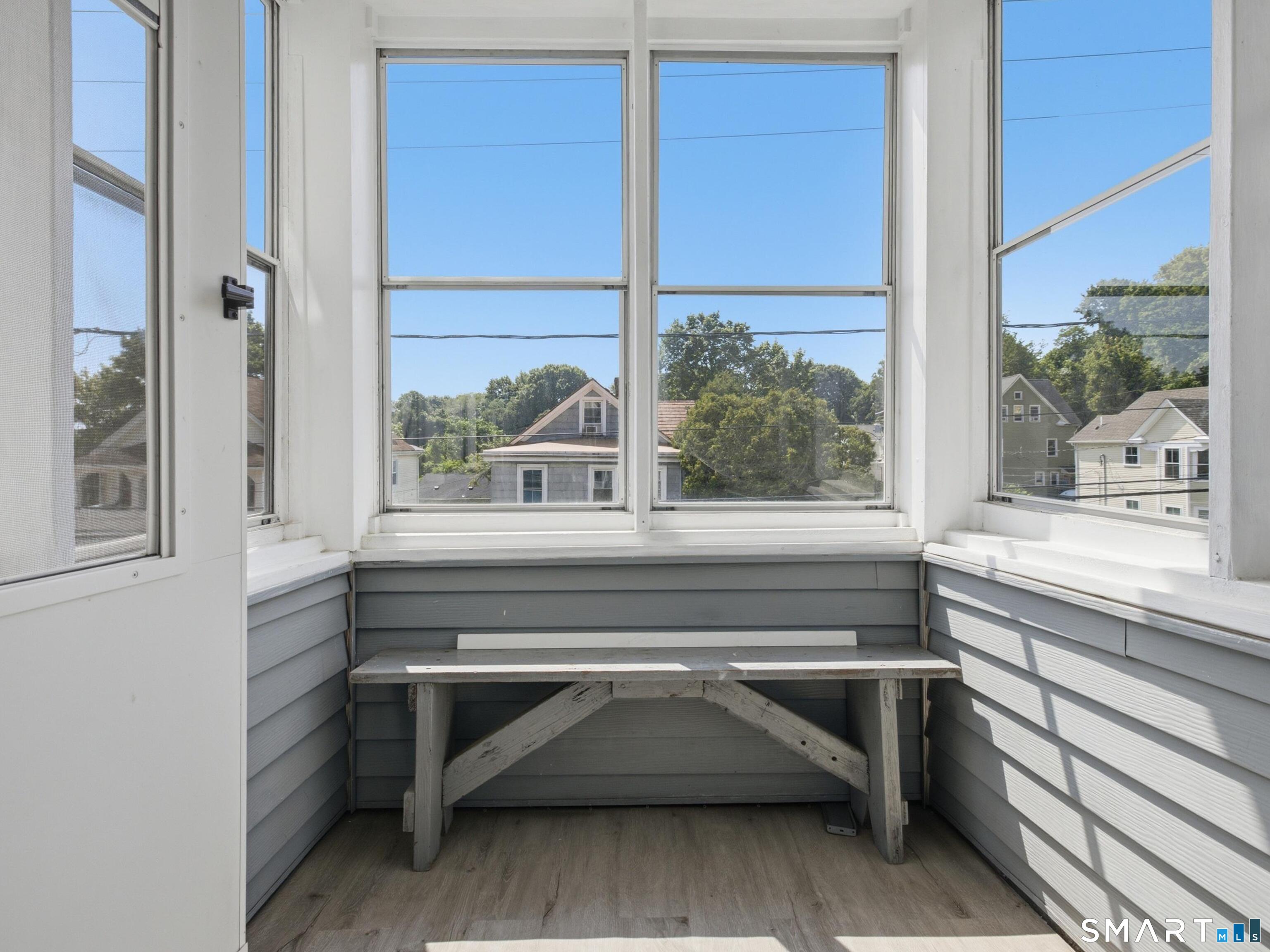 35 Moore Avenue photo 24