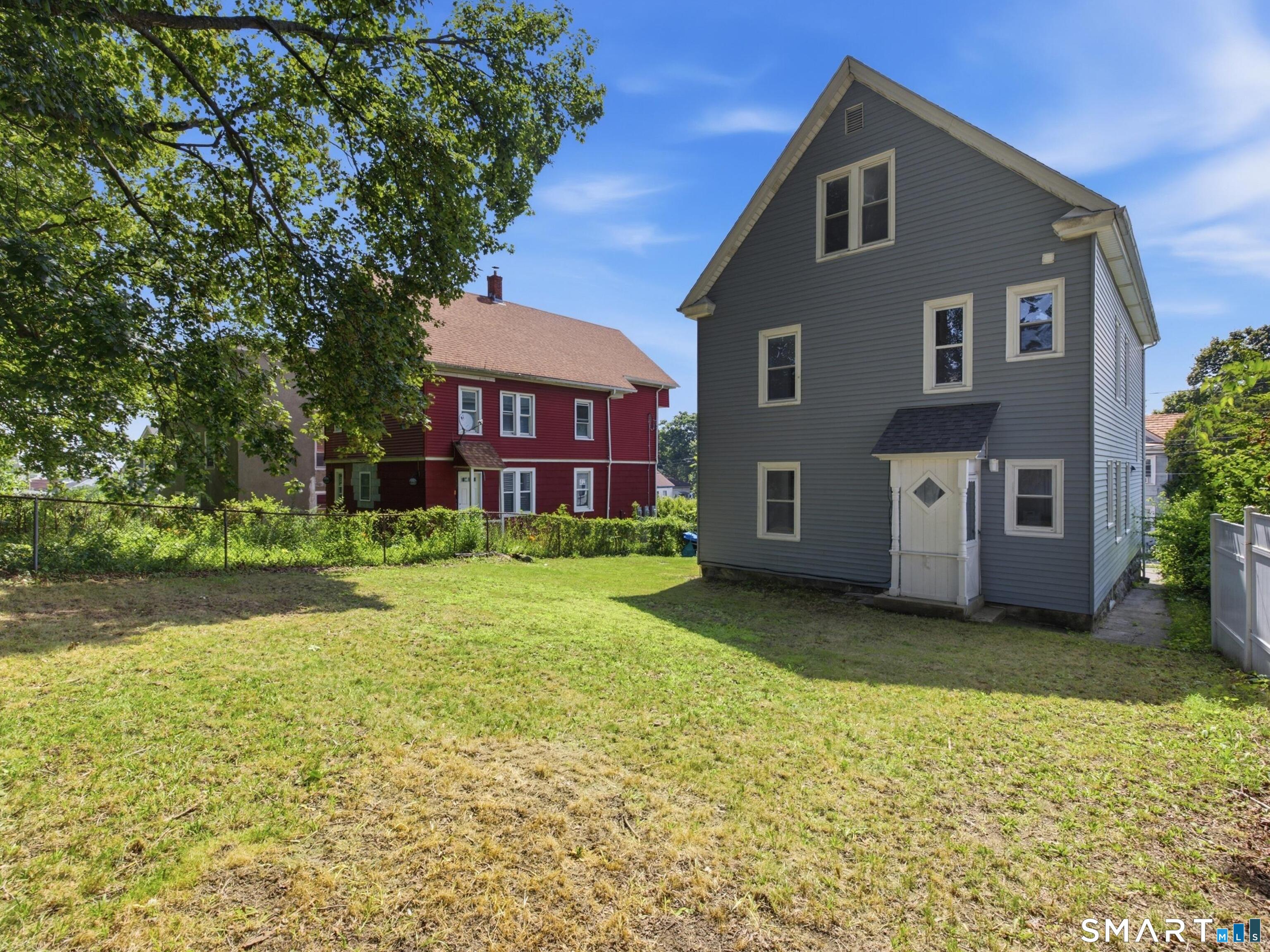 35 Moore Avenue photo 32