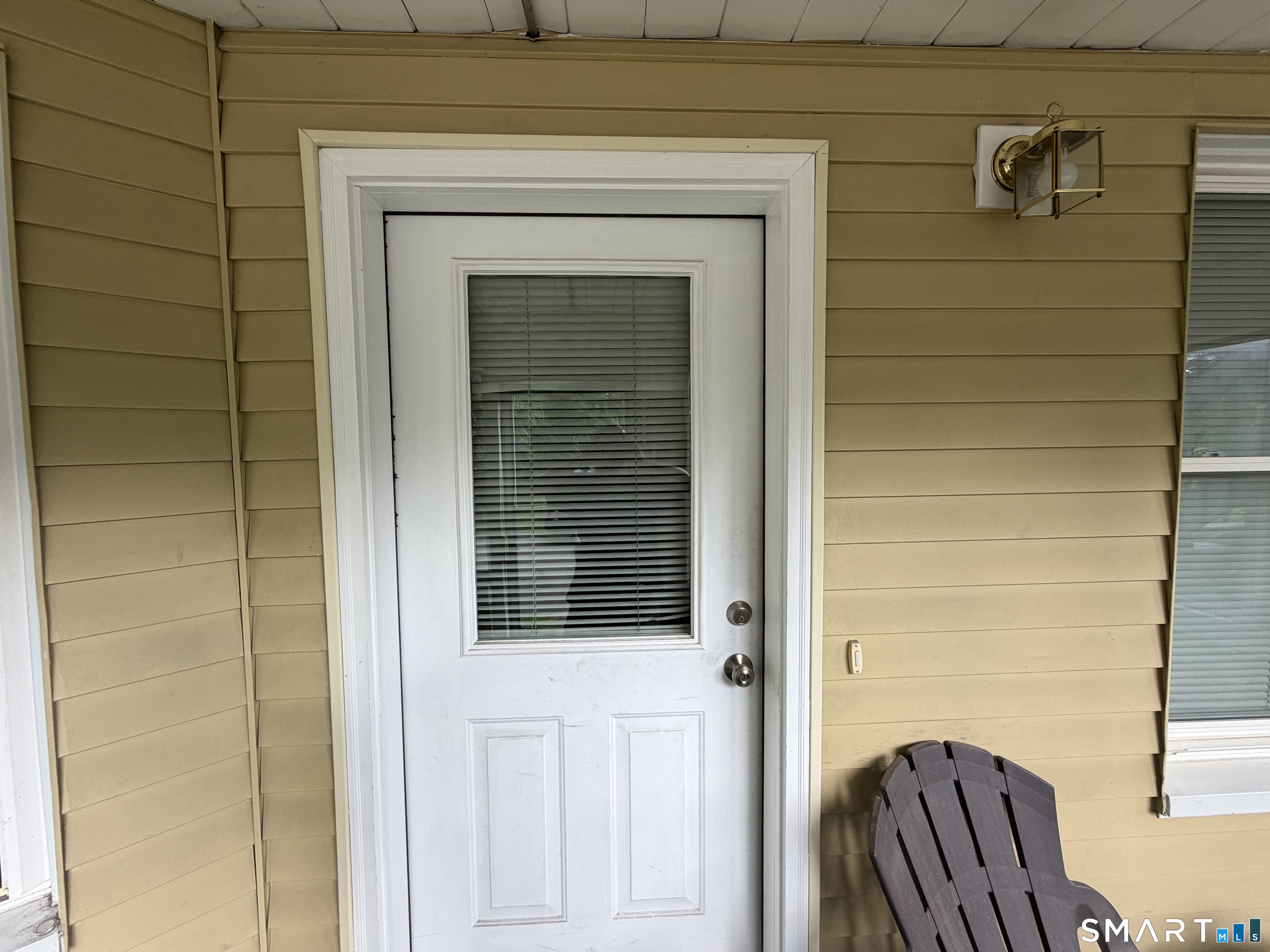 47 Lounsbury Street photo 3