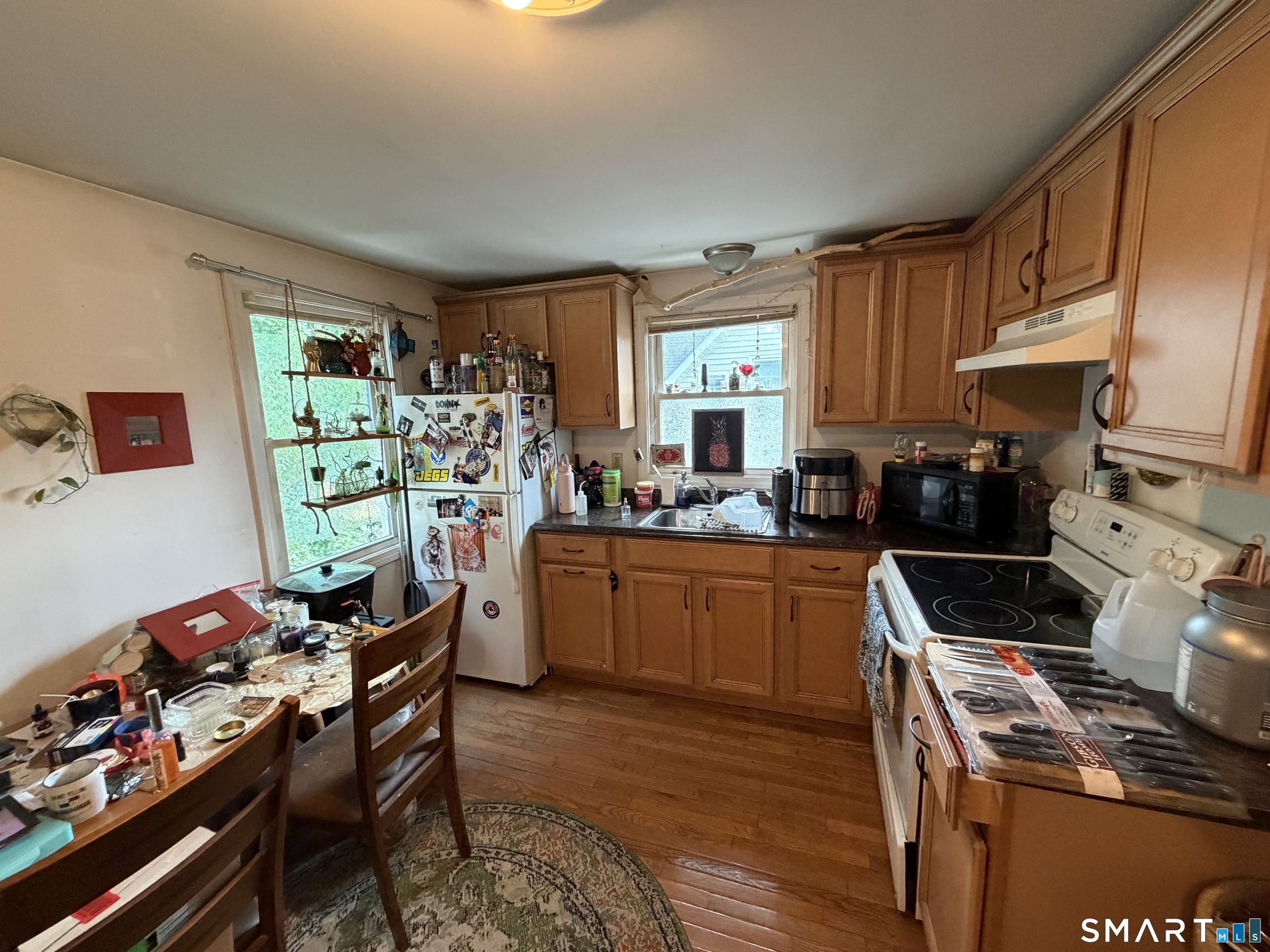 47 Lounsbury Street photo 20