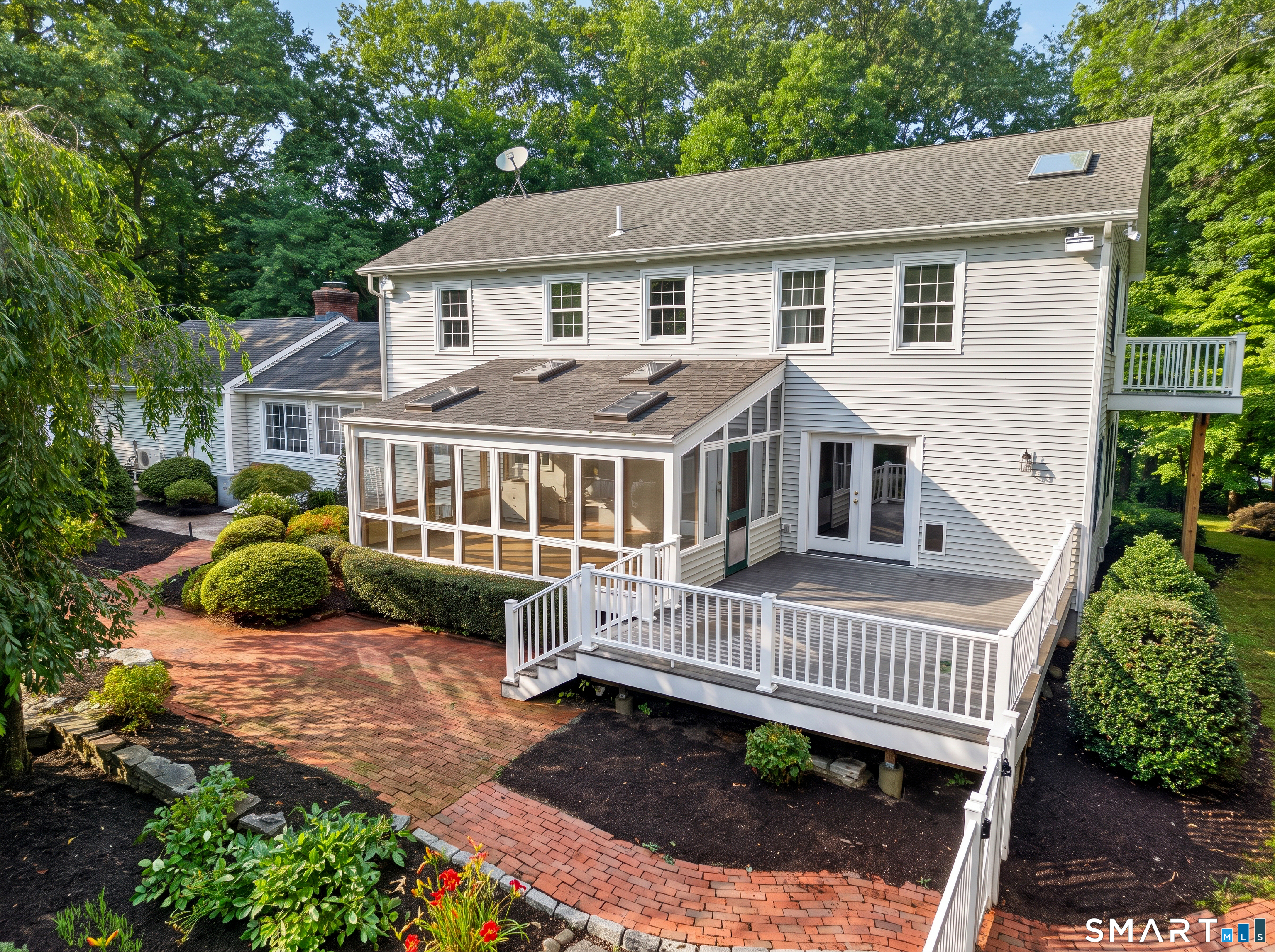 16 Cardinal Road photo 12