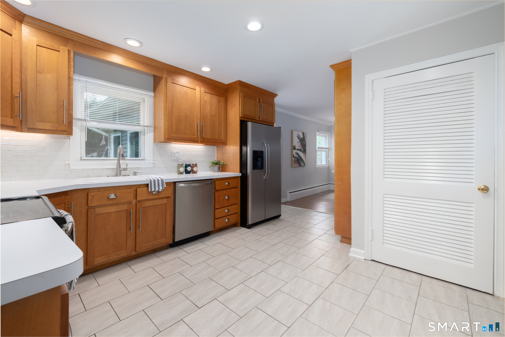 187 Elmwood Drive photo 11