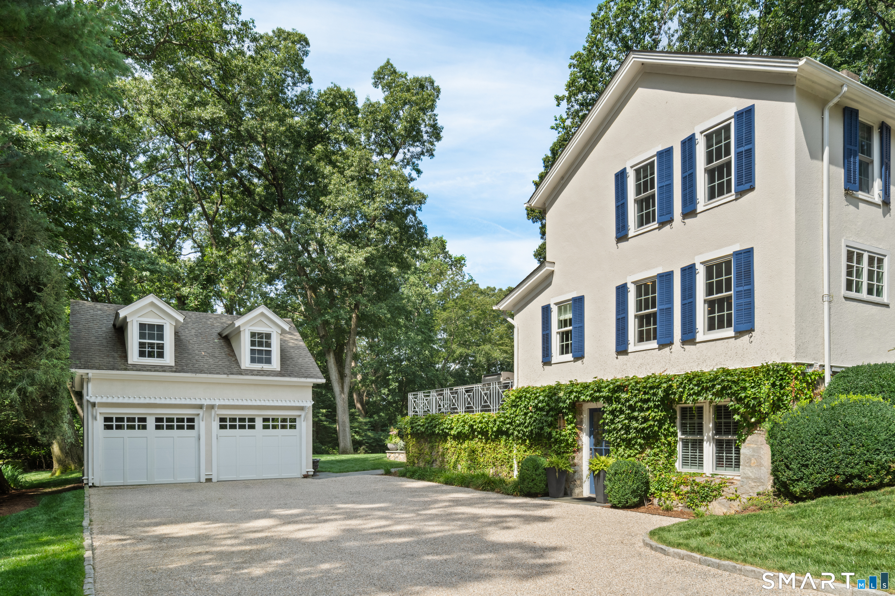 1123 Round Hill Road photo 37