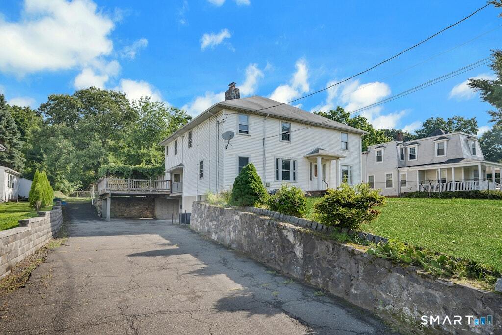 2743 Boston Post Road, Darien, Connecticut photo 3