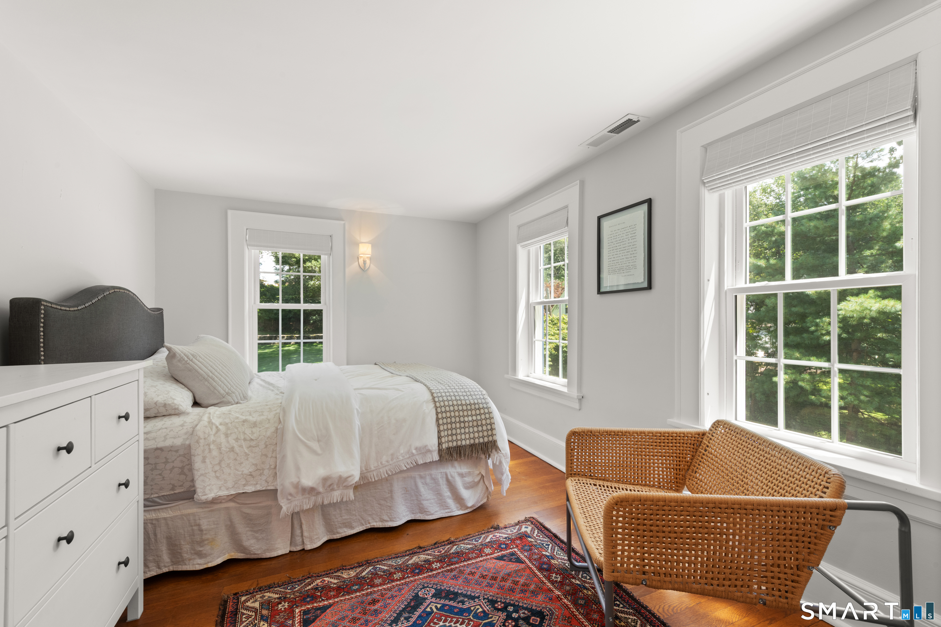 1123 Round Hill Road photo 29