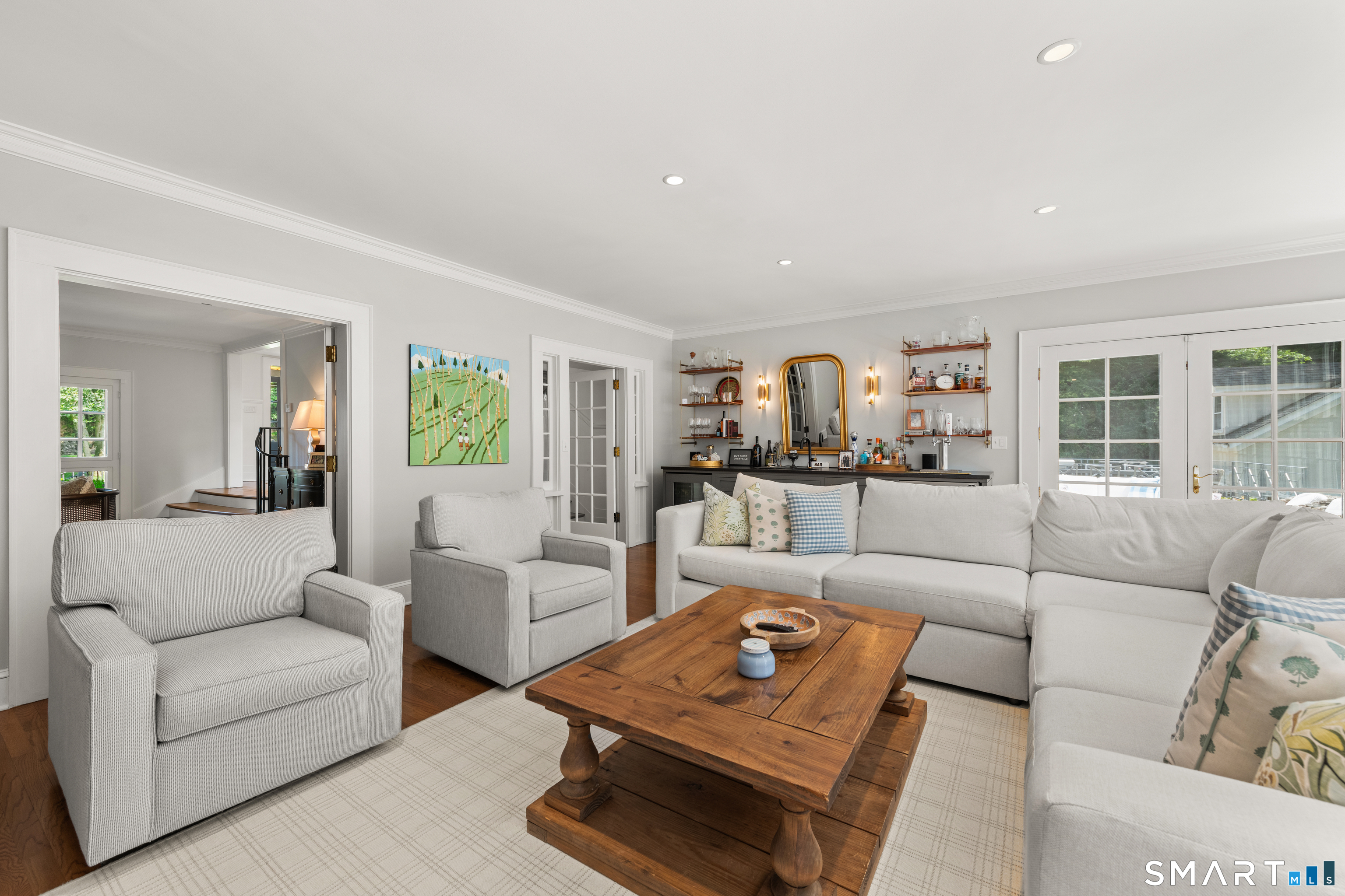 1123 Round Hill Road photo 8