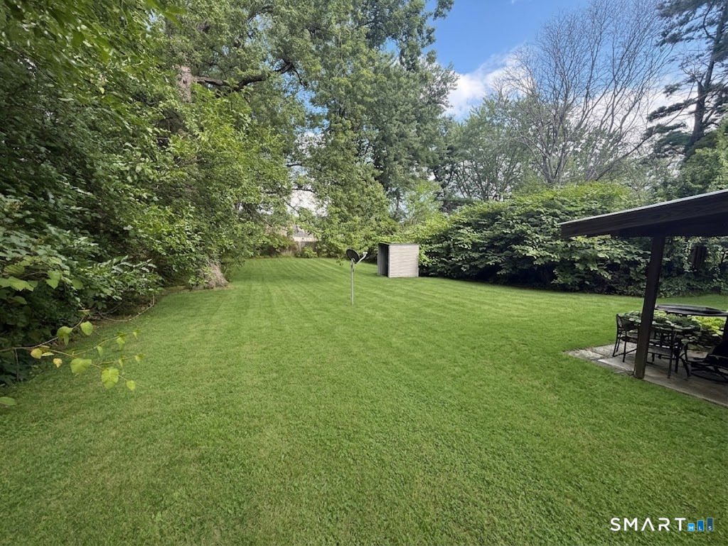 128 Woodland Street photo 17