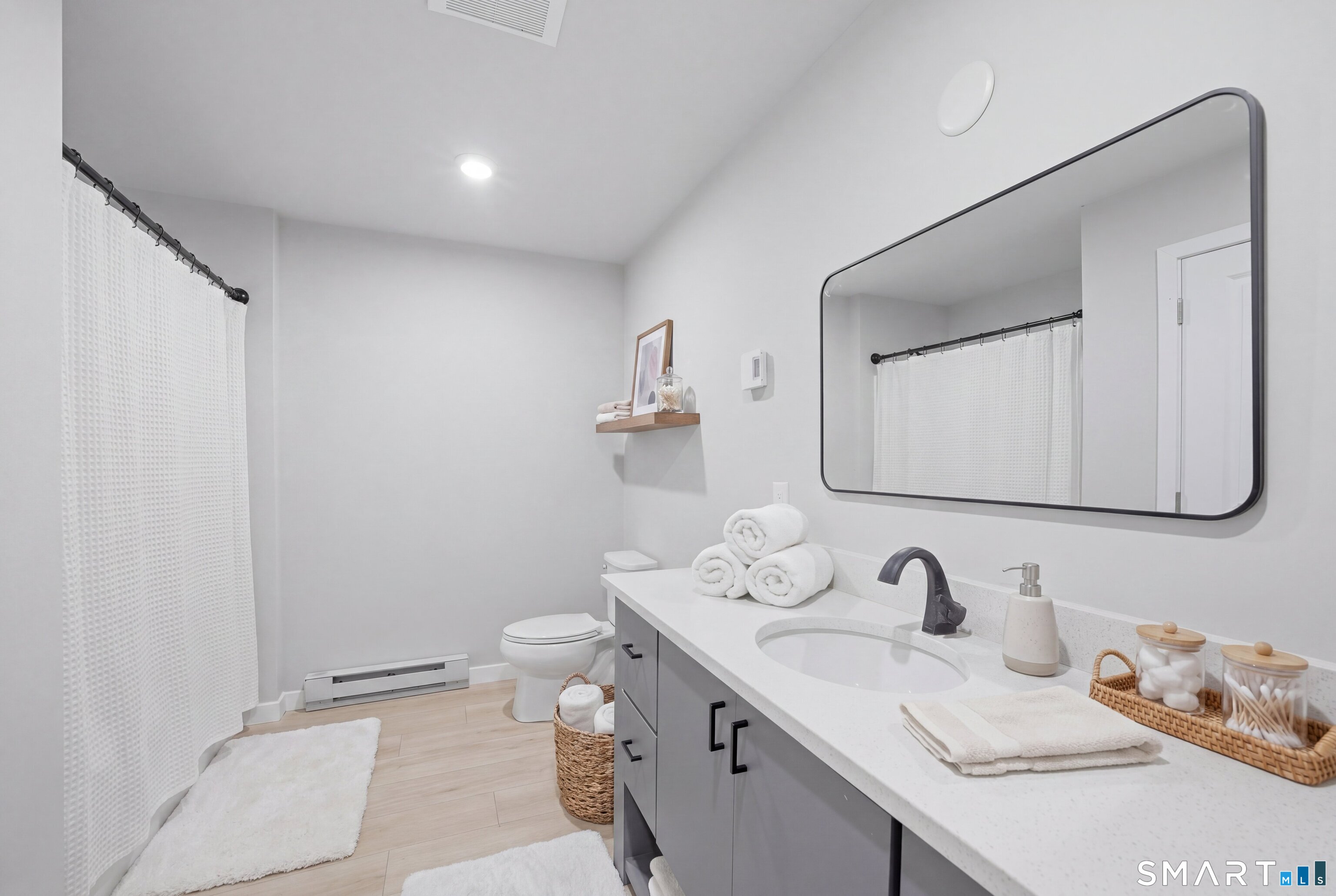 589 Bedford Street  Unit #205 photo 8