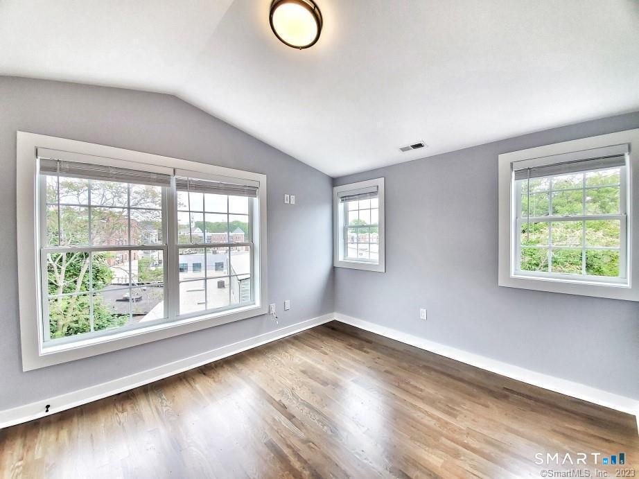5 Isaacs Street, Norwalk, Connecticut photo 3