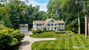 1123 Round Hill Road