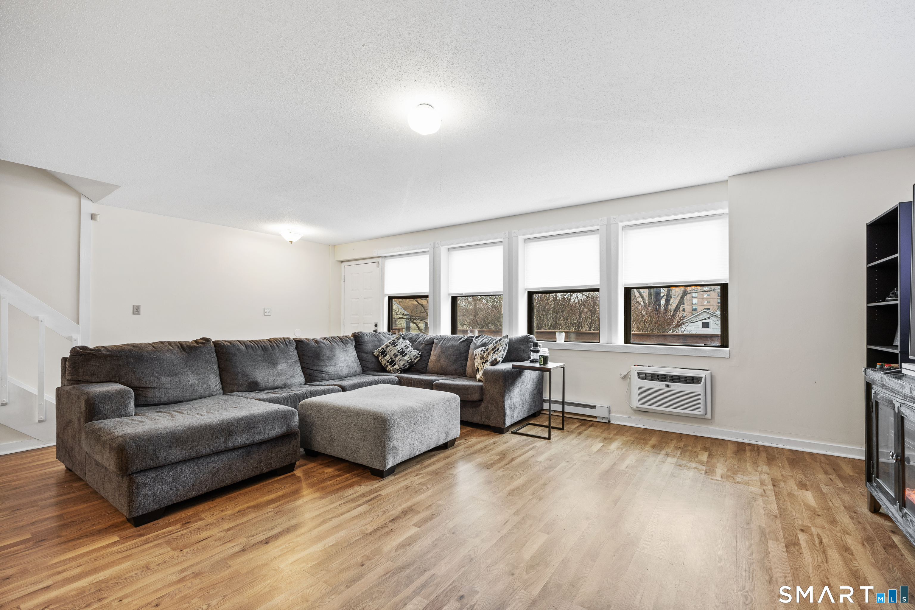 201 College Street  Unit #12 photo 3