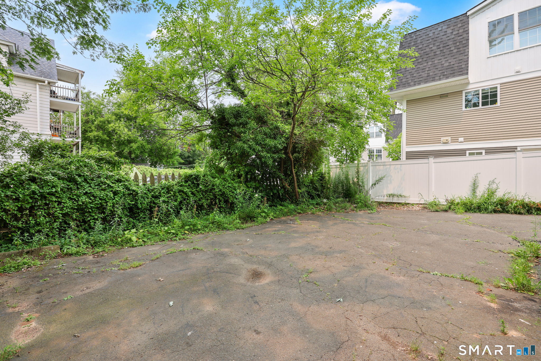 401 Prospect Avenue photo 39