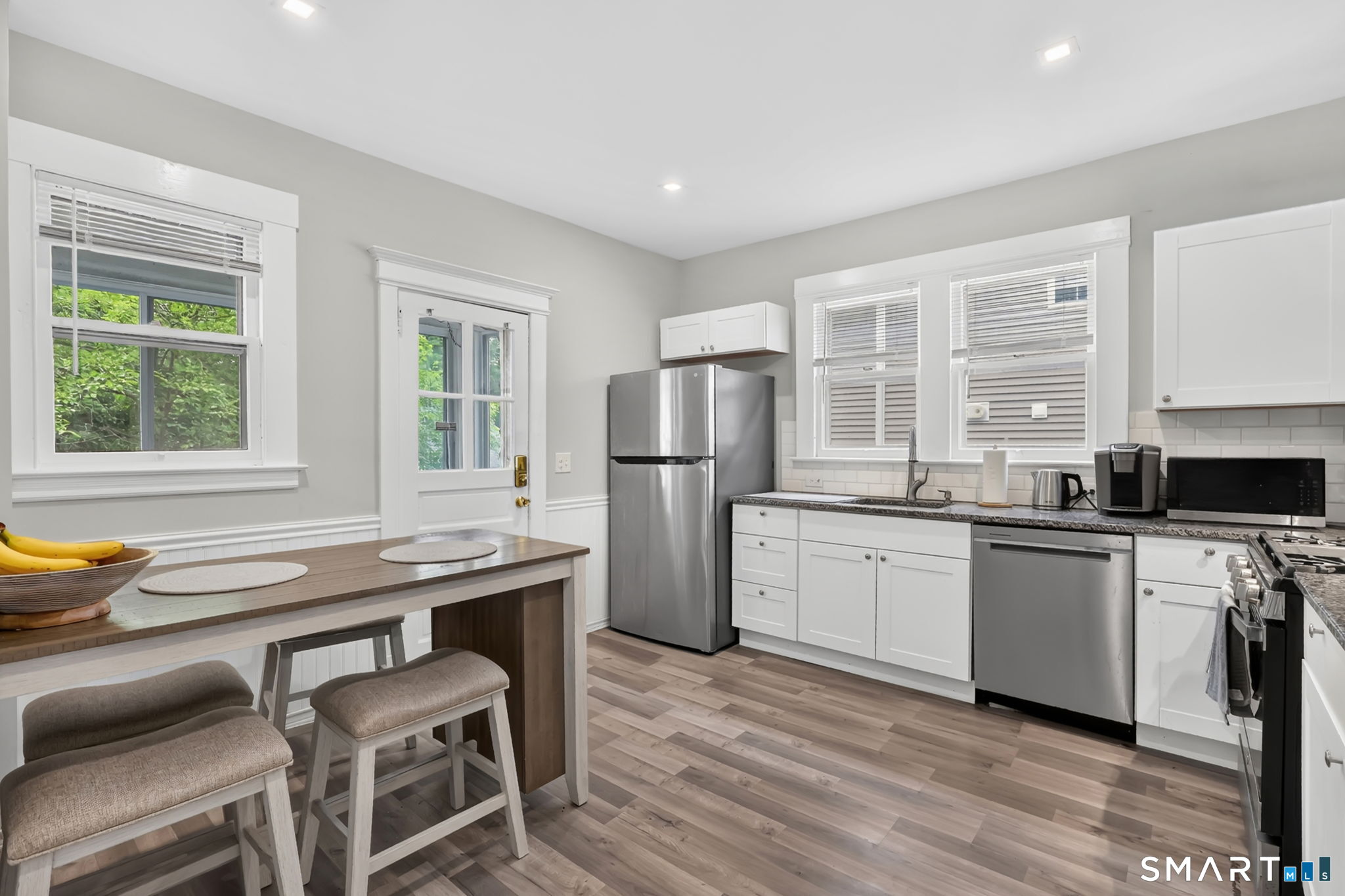 401 Prospect Avenue photo 15