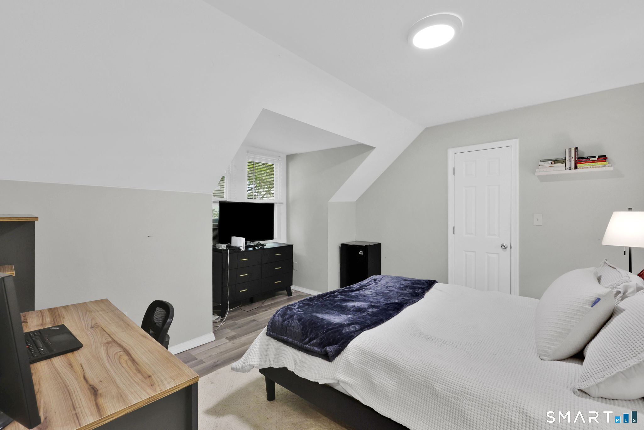 401 Prospect Avenue photo 28