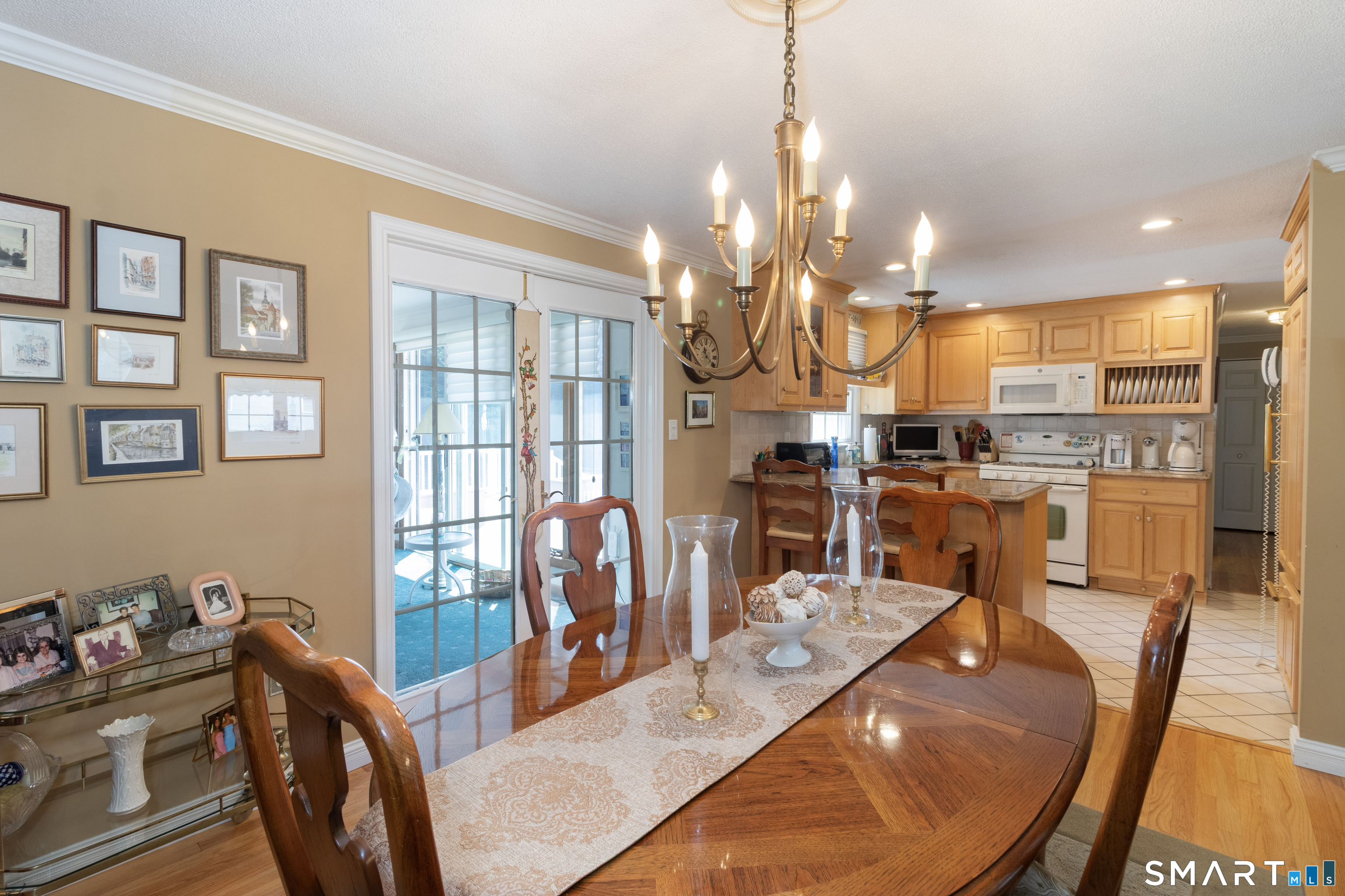 39 Candlewood Road photo 17
