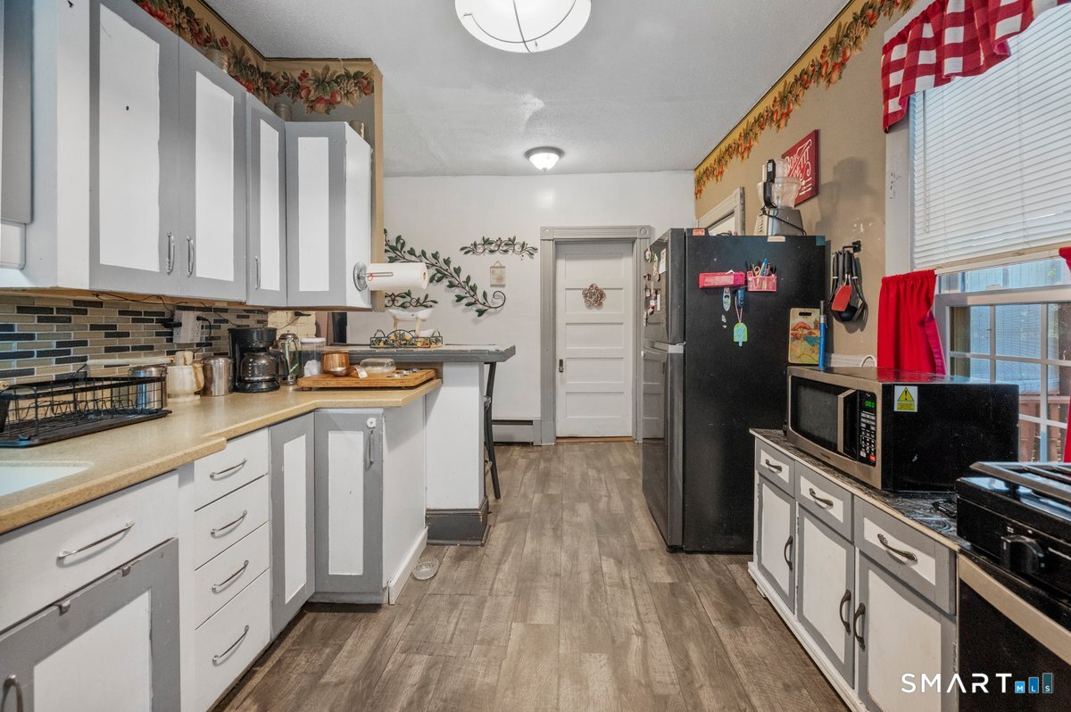 37 Capen Street photo 14
