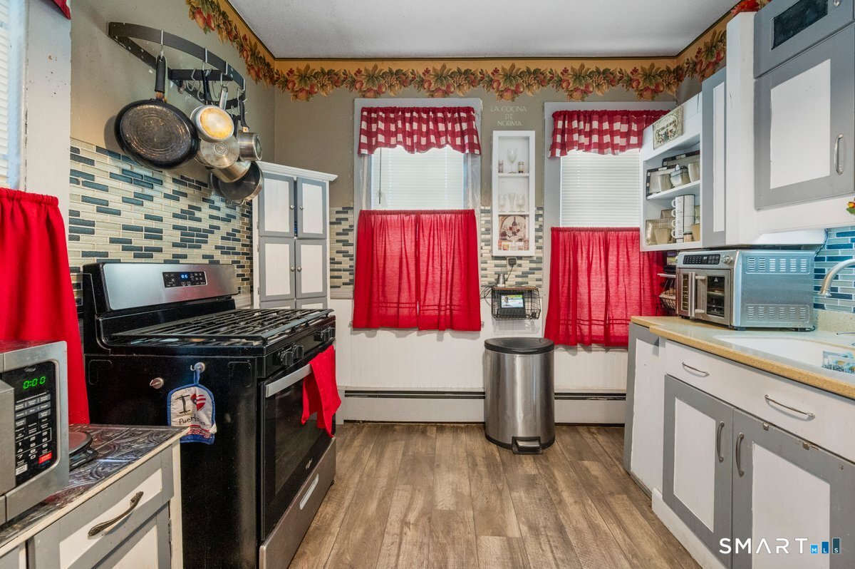 37 Capen Street photo 15