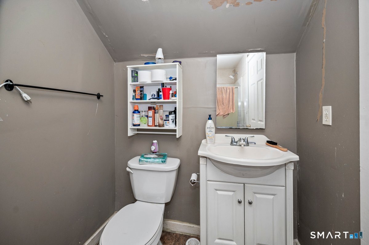37 Capen Street photo 24