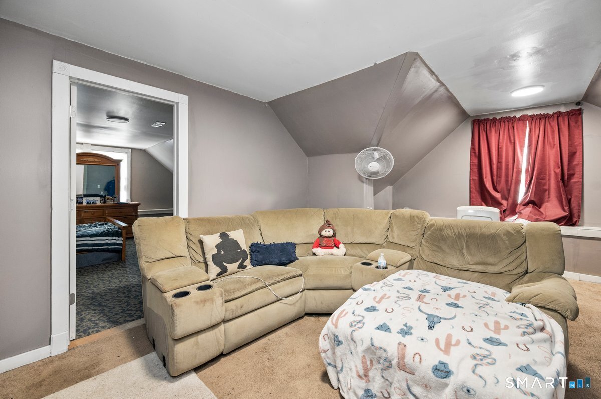 37 Capen Street photo 27