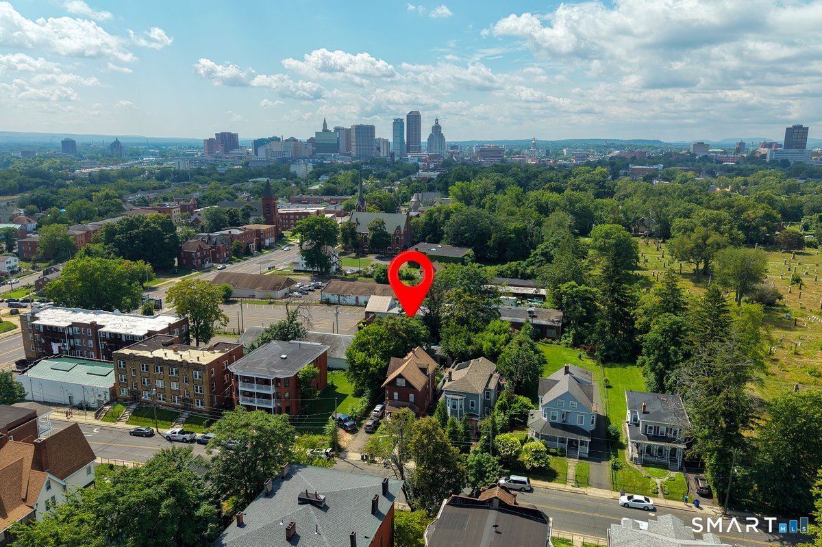 37 Capen Street photo 32