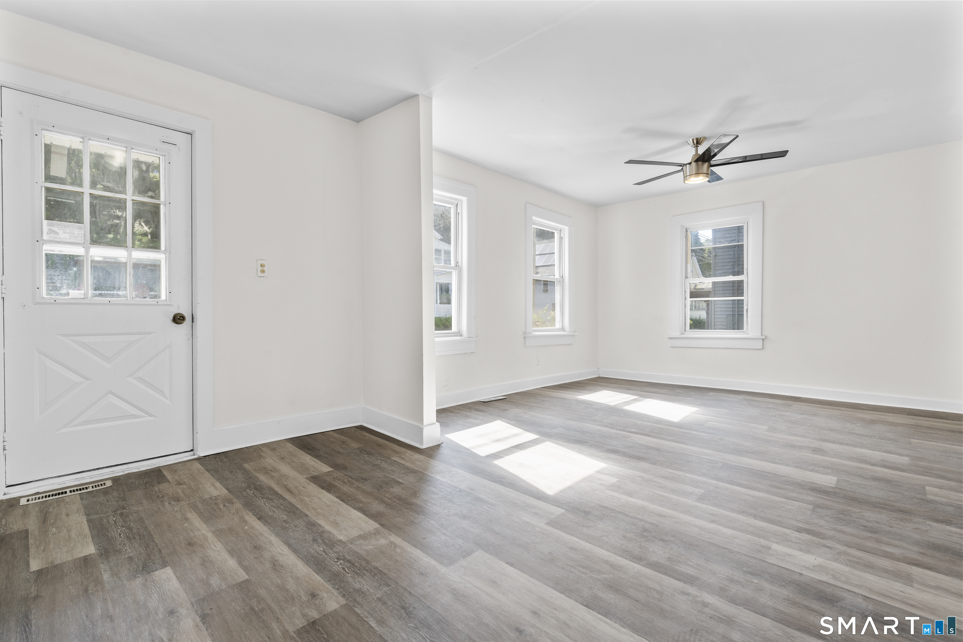 168 Derby Avenue photo 6