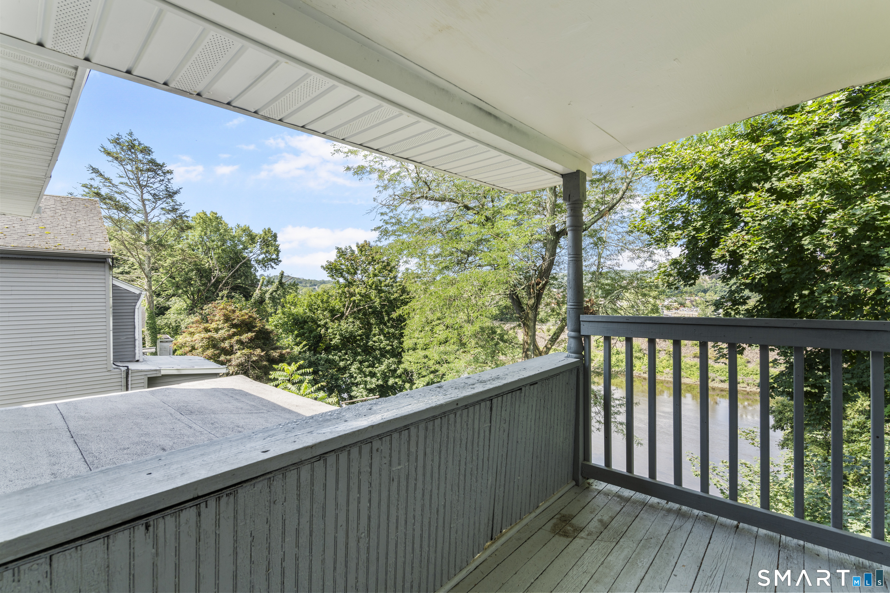 168 Derby Avenue photo 35