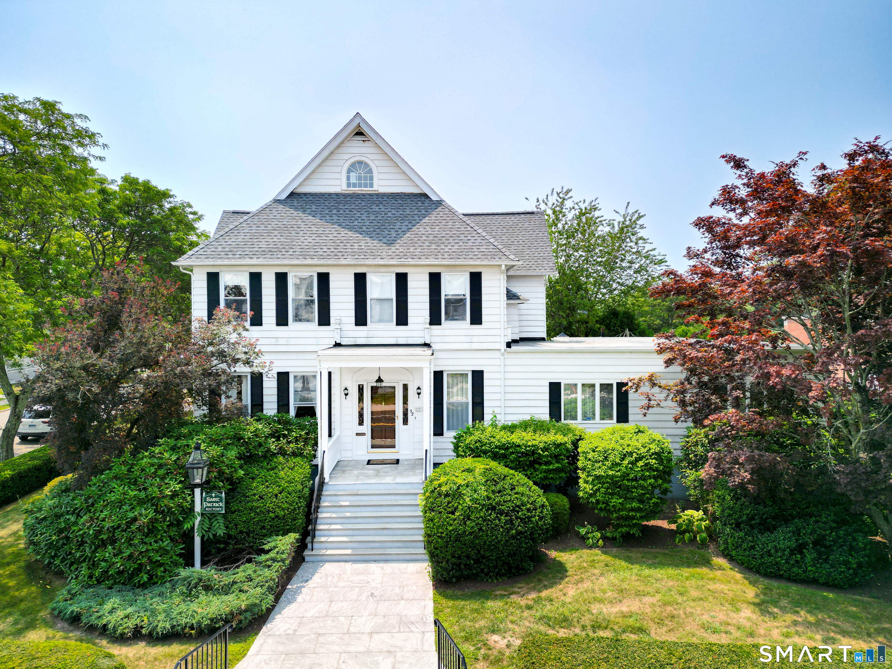 32 East Main Street