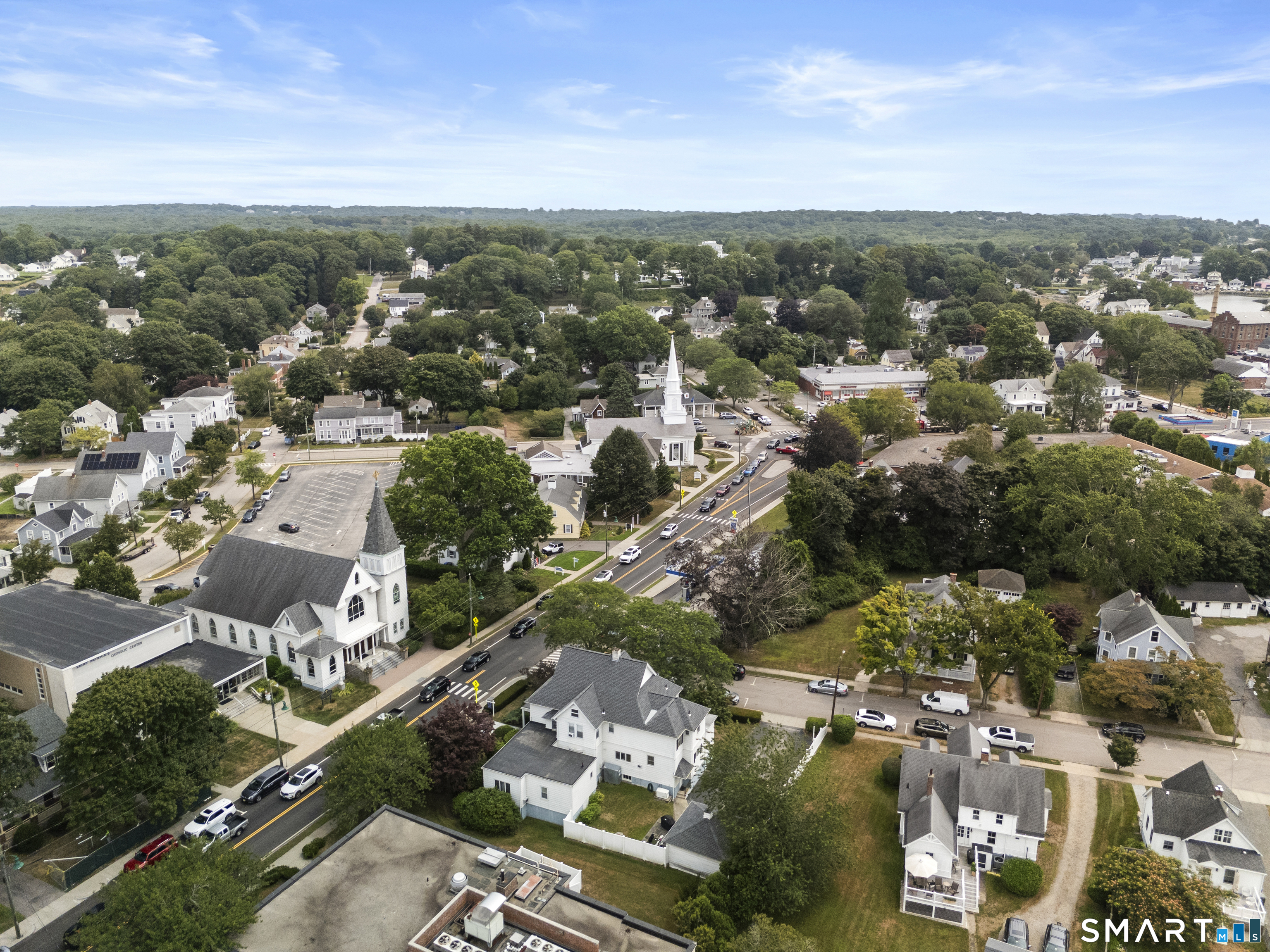 32 East Main Street photo 10