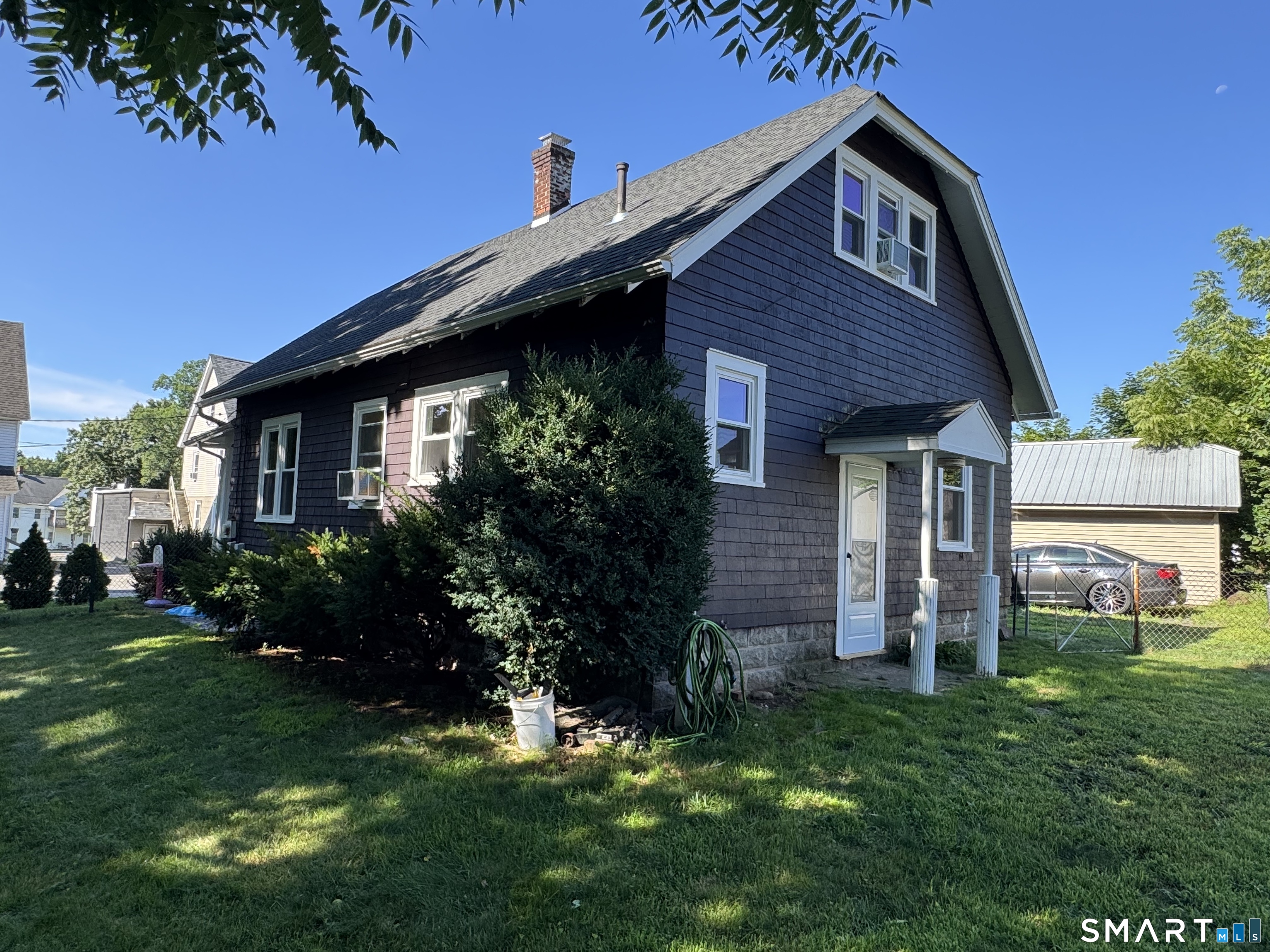 5th image of 383 Center St, Manchester, CT 06040 | MLS# 24196714