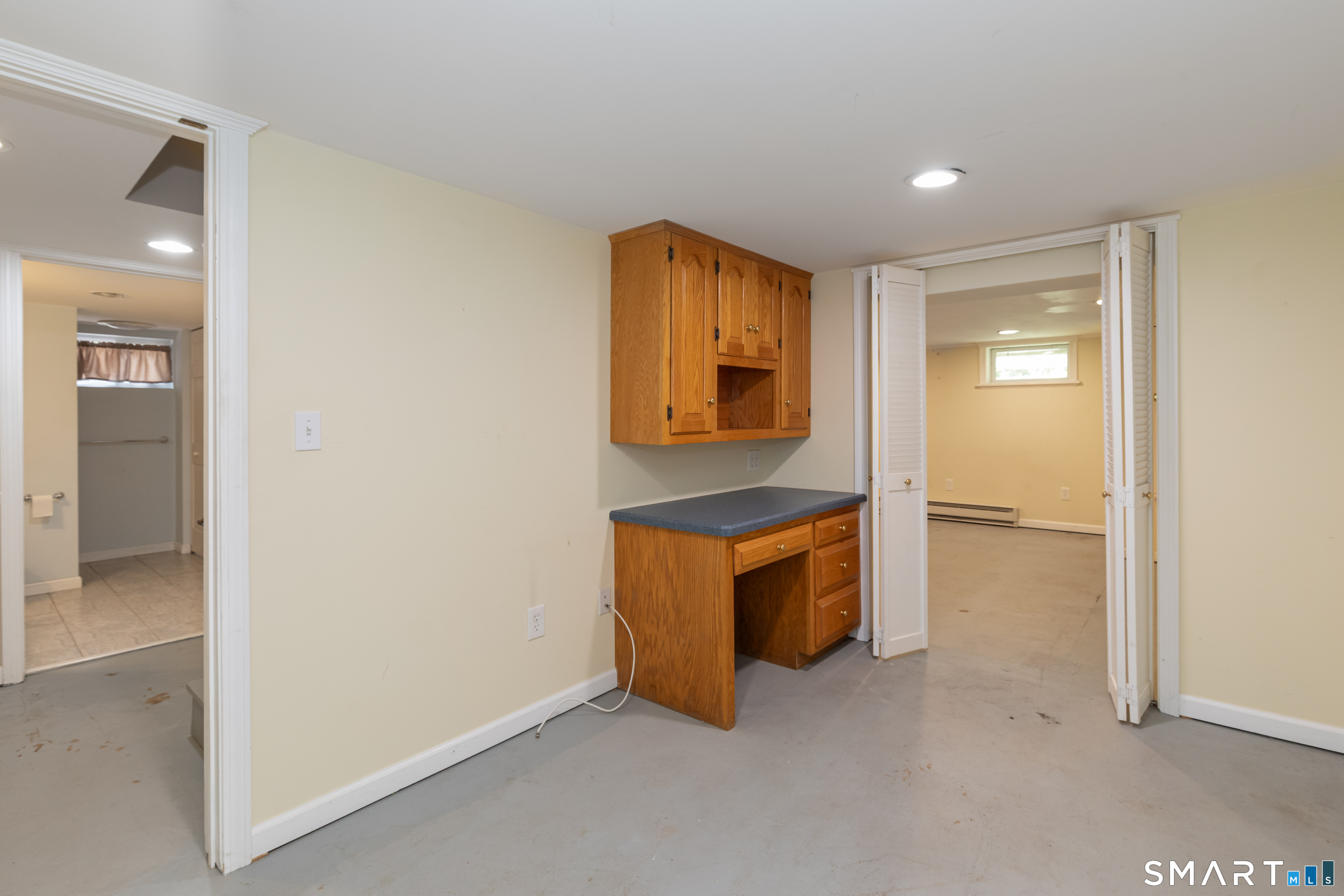 12 Cots Street photo 32