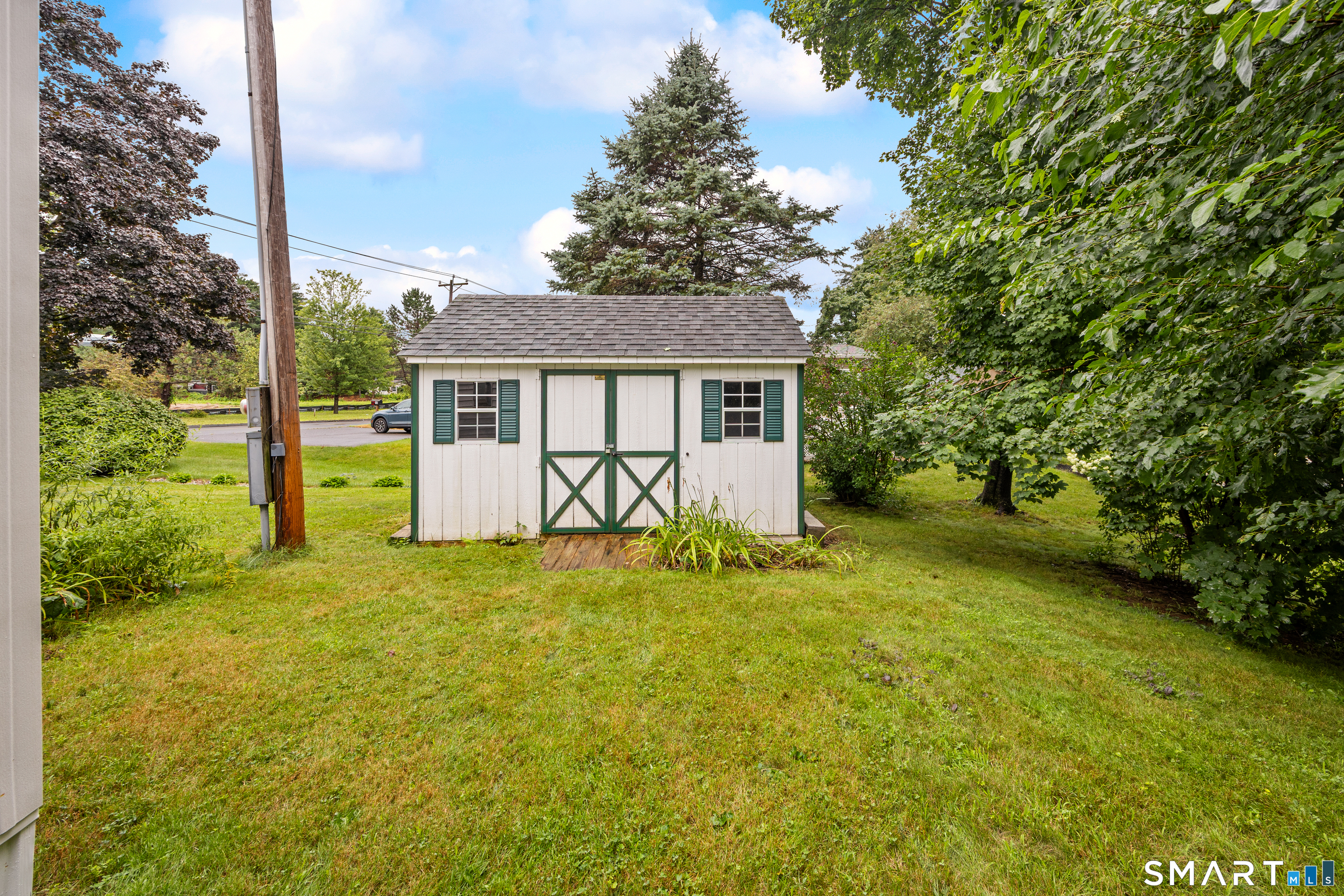 Photo 27 of Single family home for sale at 8 Redstone St, Southington, CT 06489 | MLS# 24196803 | Listing updated on 2026-08-06