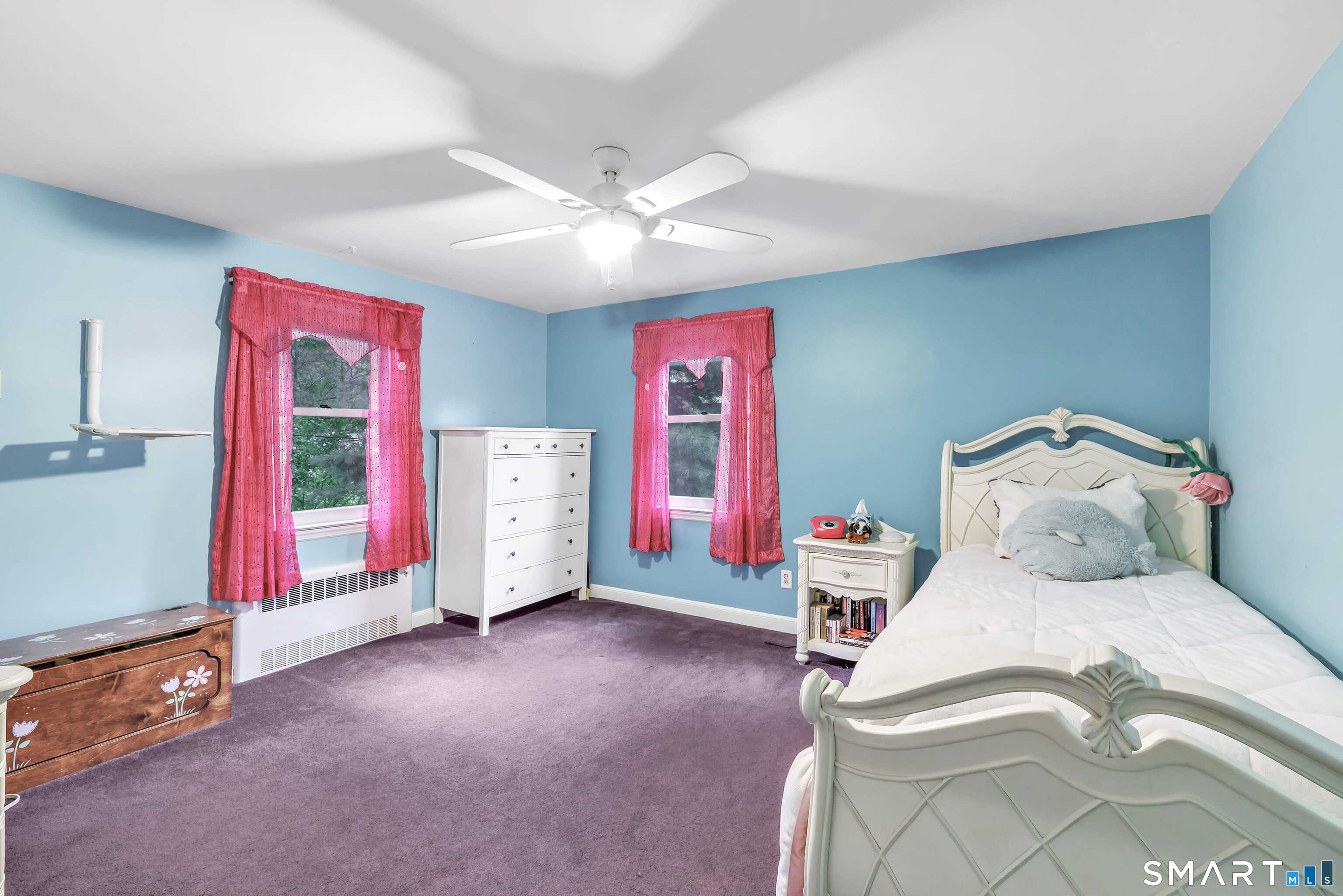 205 Stoneleigh Square photo 31