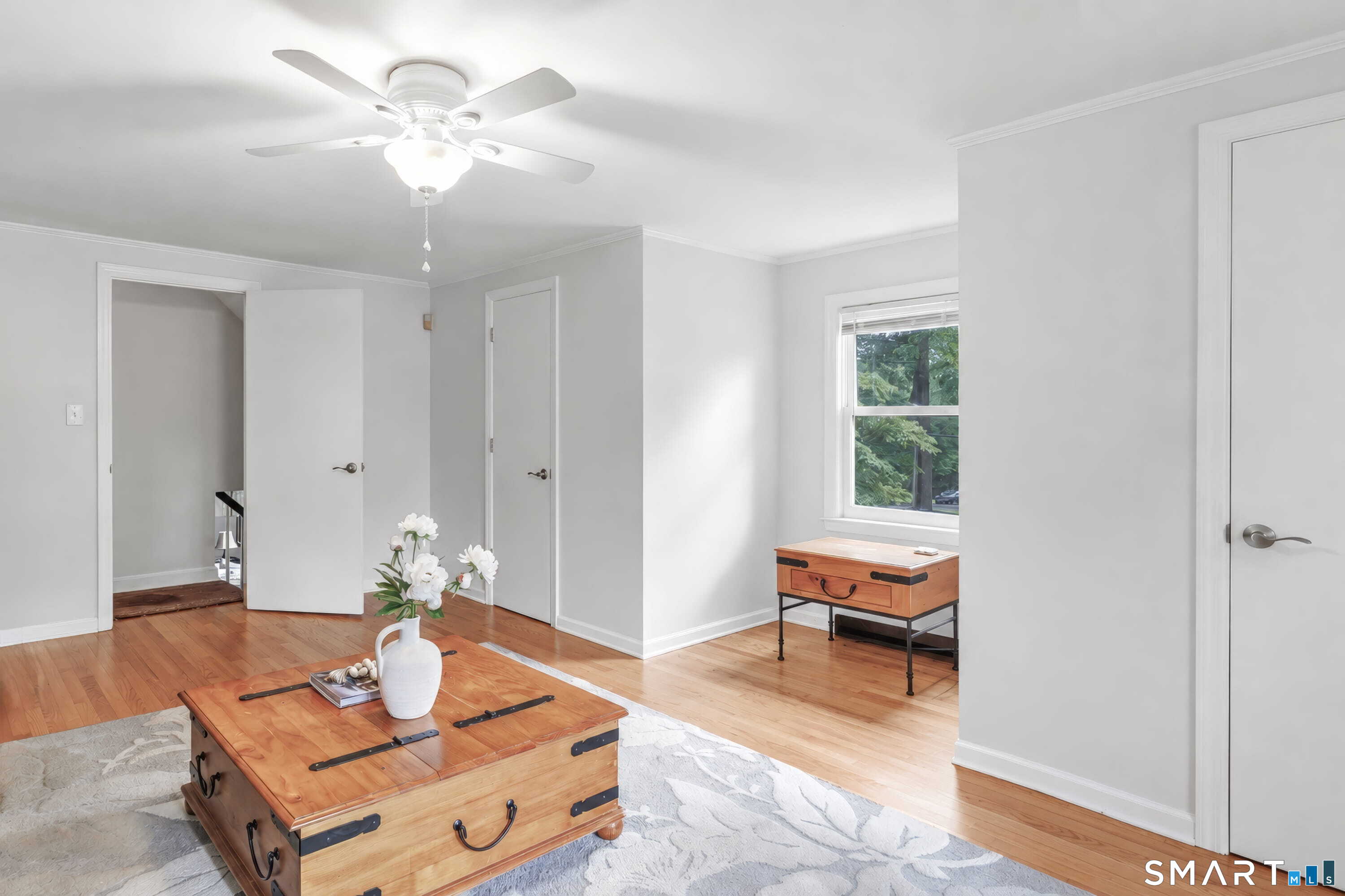 205 Stoneleigh Square photo 27