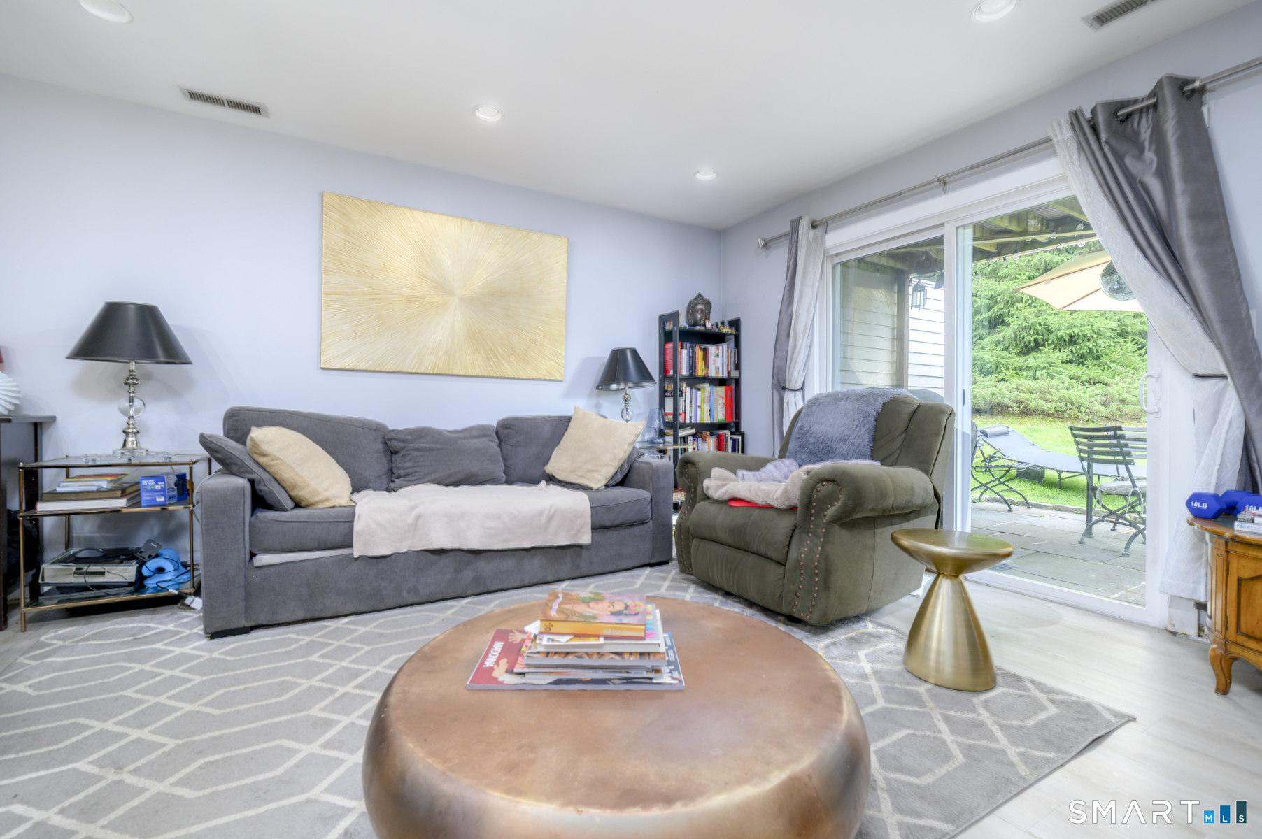 71 Aiken Street, Norwalk, Connecticut photo 2