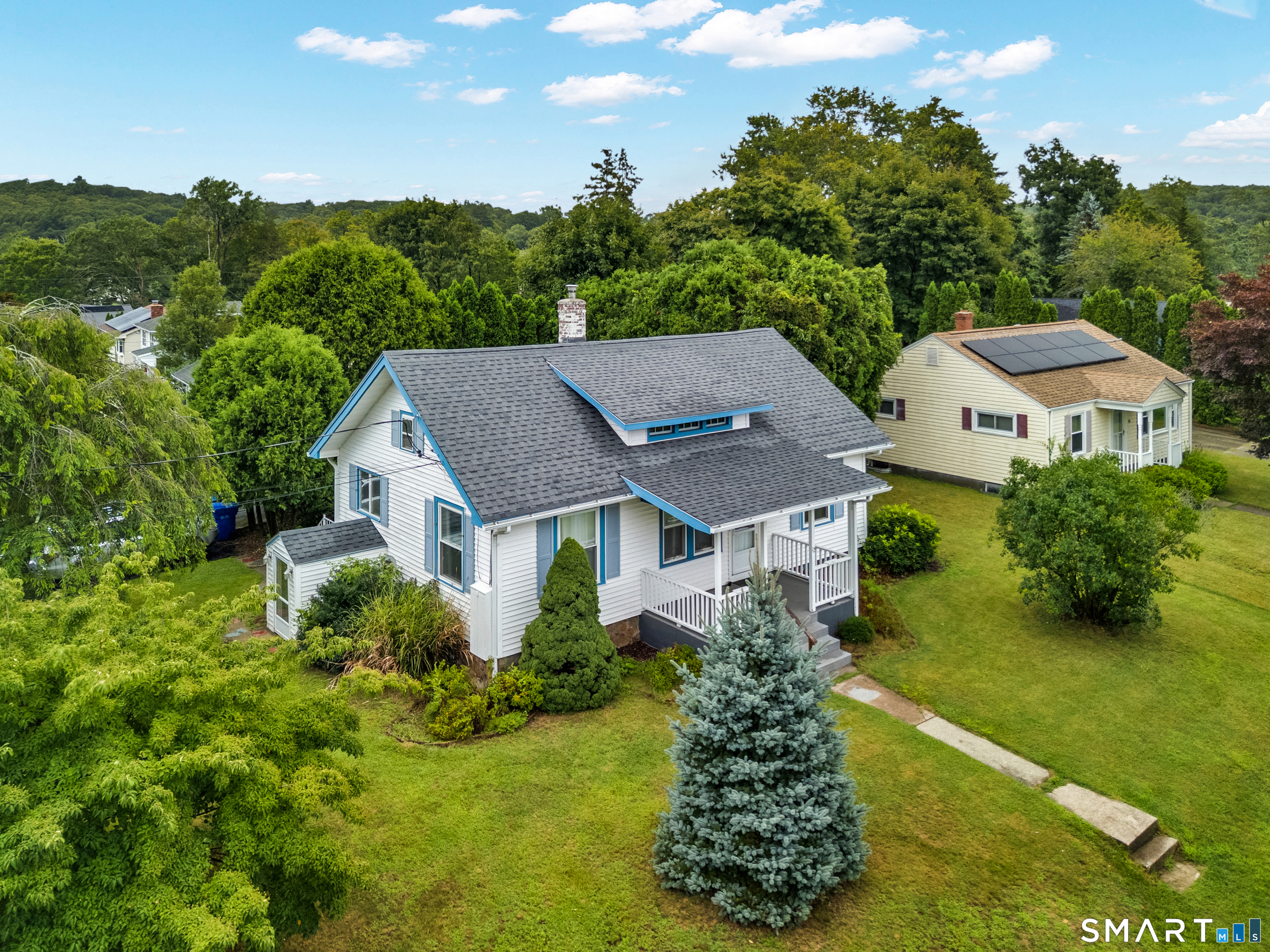 Photo 3 of Single family home for sale at 12 Wintergreen Dr, Quaker Hill, CT 06375 | MLS# 24196848 | Listing updated on 2026-09-07