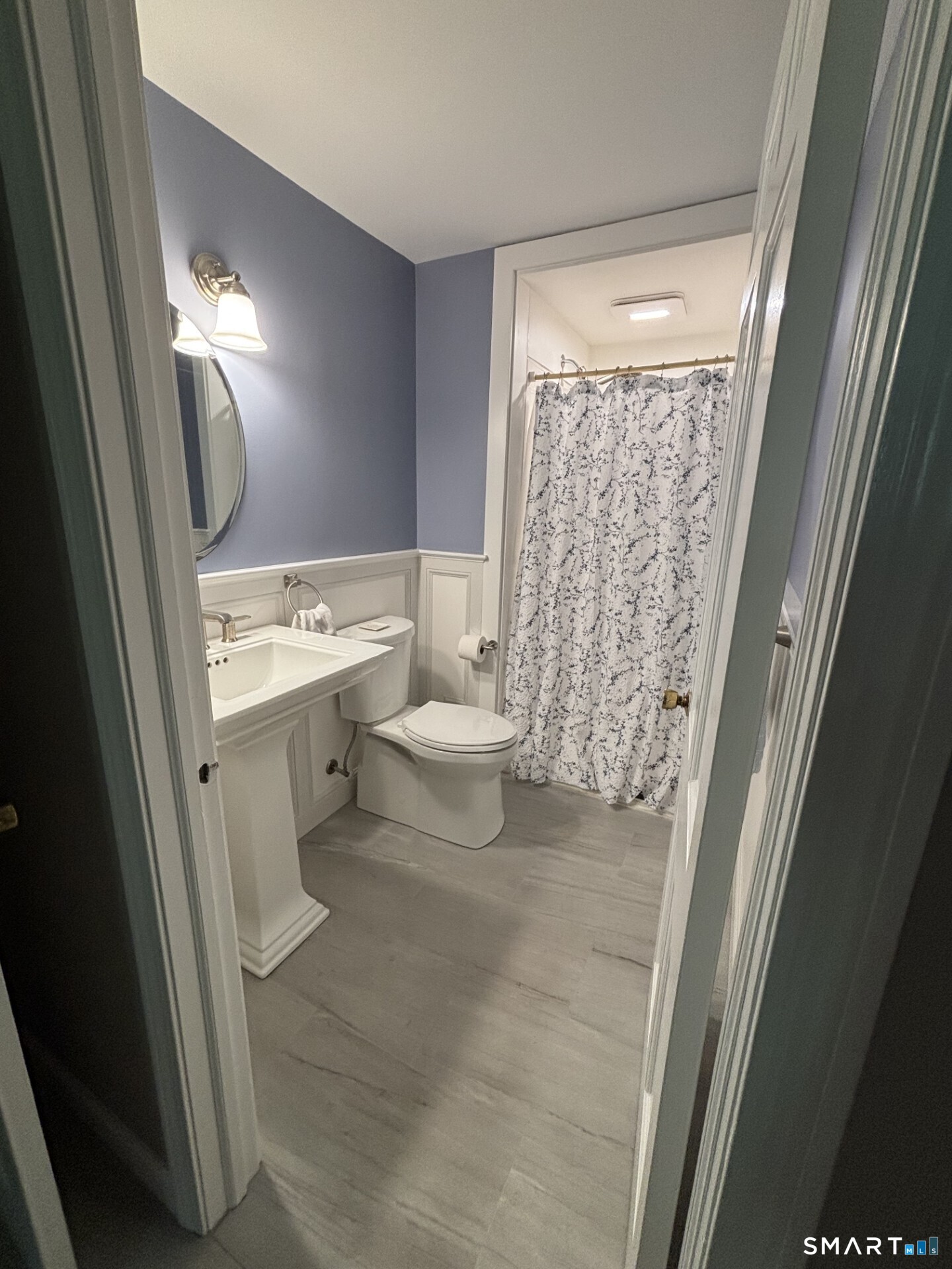 20 Godman Road photo 16