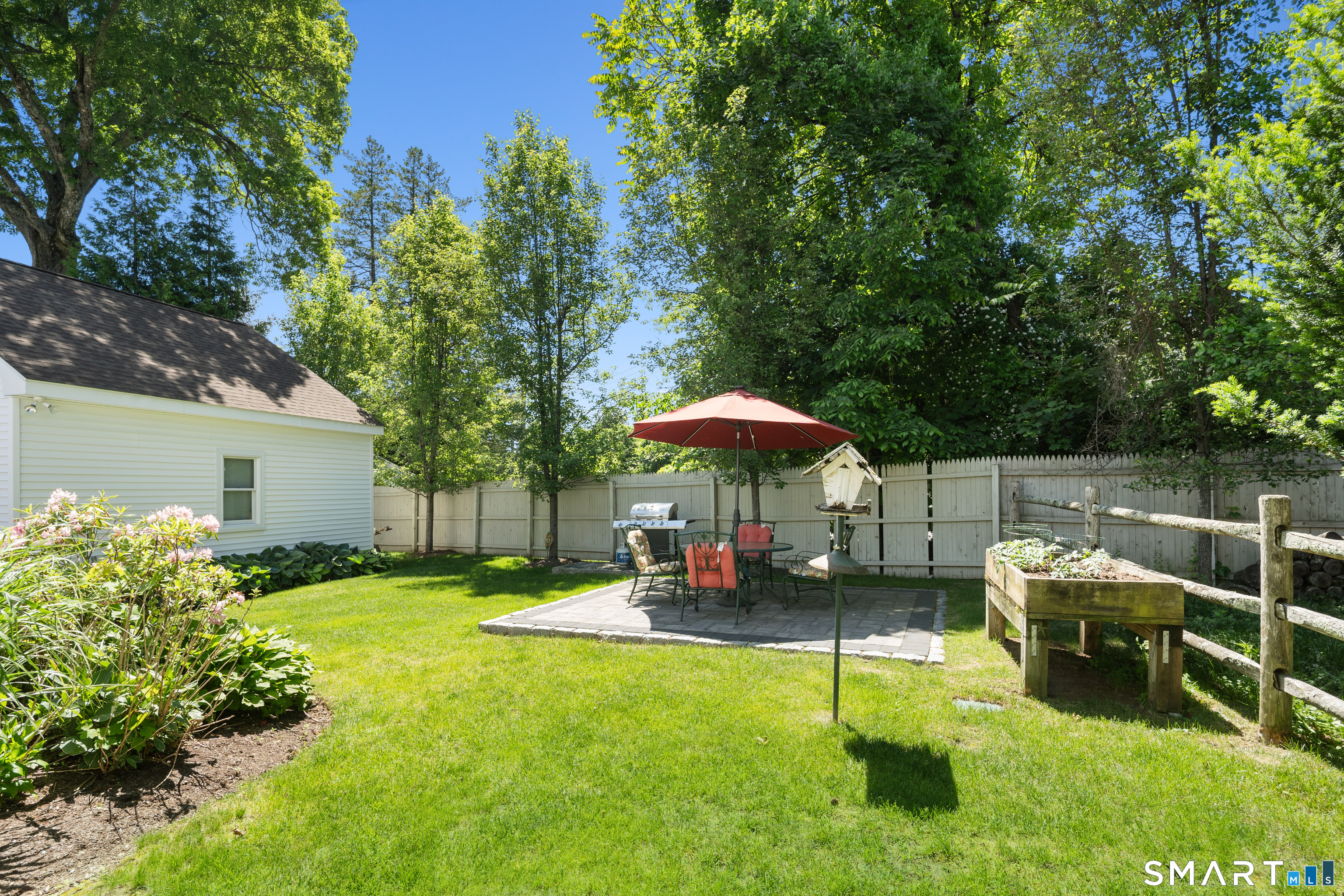 19 Urban Street, New Canaan, Connecticut photo 4