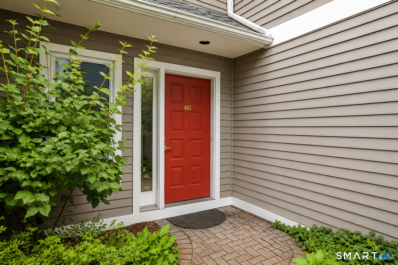 453 East Putnam Avenue, Greenwich, Connecticut photo 2
