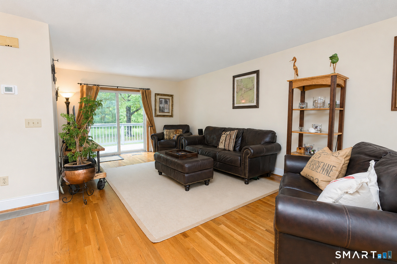 27 Riverwalk Drive  Unit #27 photo 9