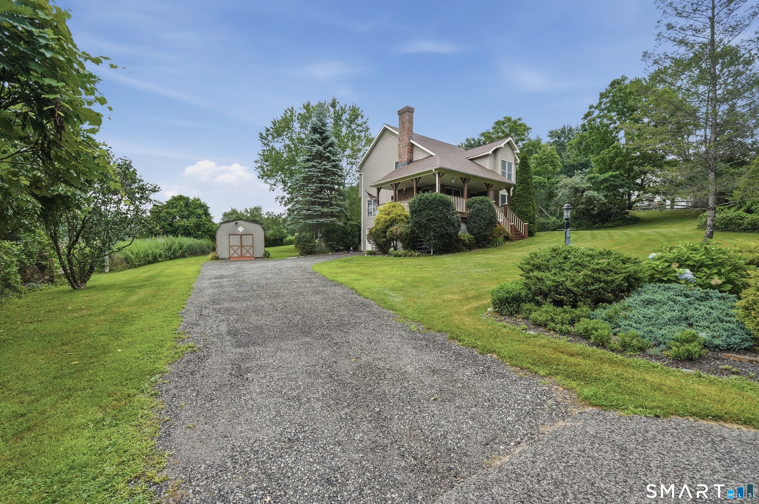 175 Blackberry Hill Road photo 2