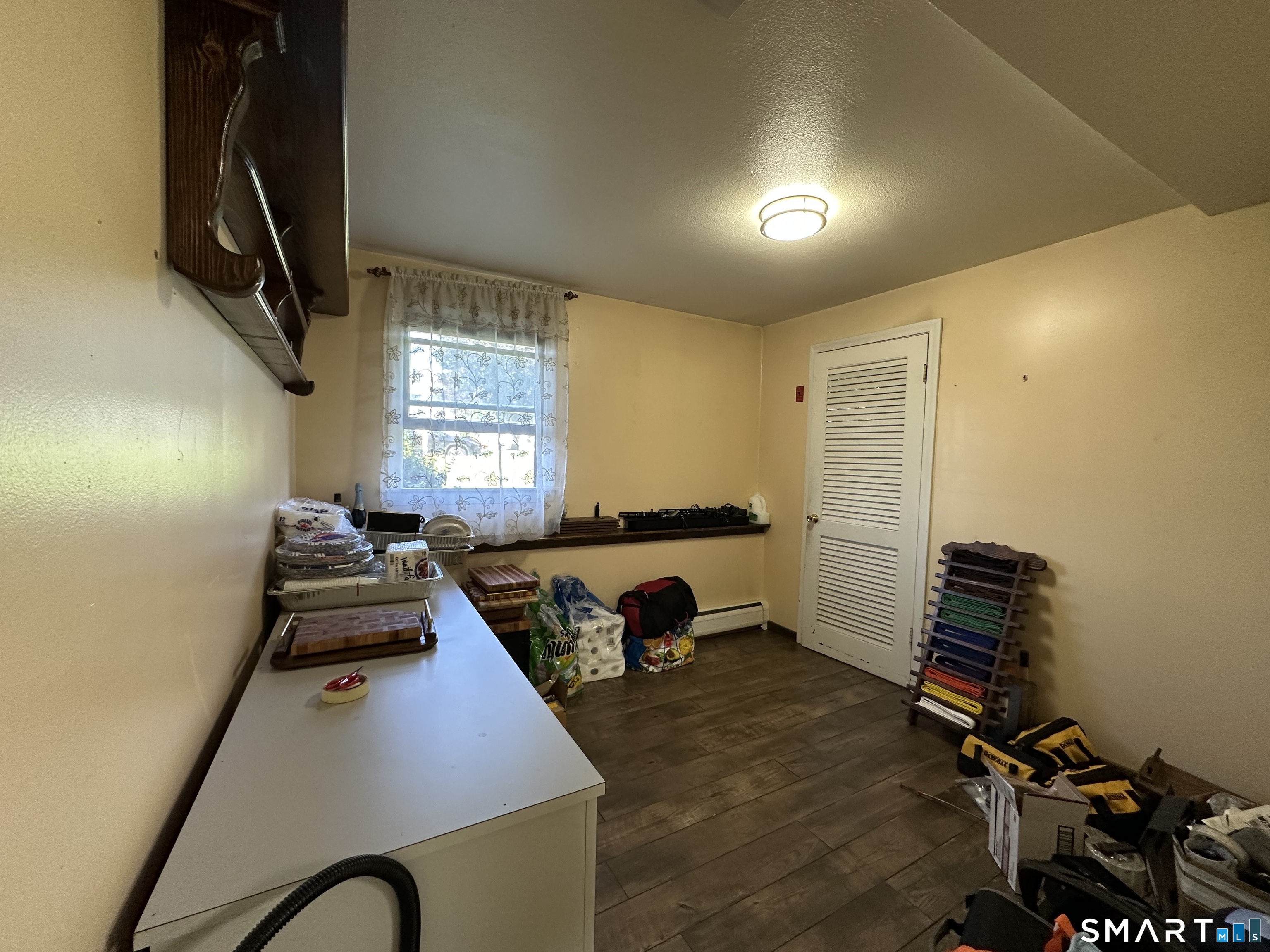 99 Glenwood Drive photo 17