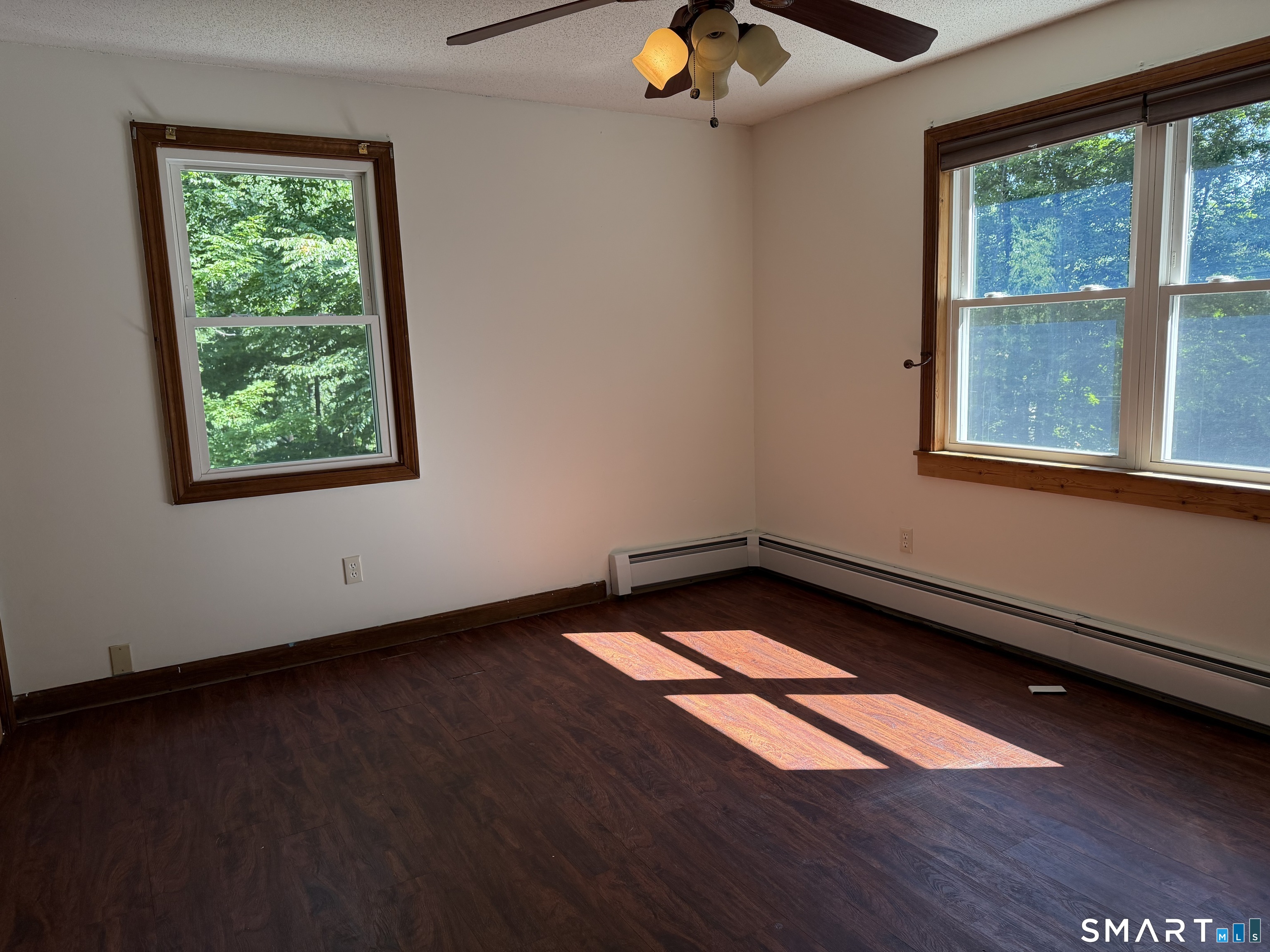 122 Standard Avenue photo 11