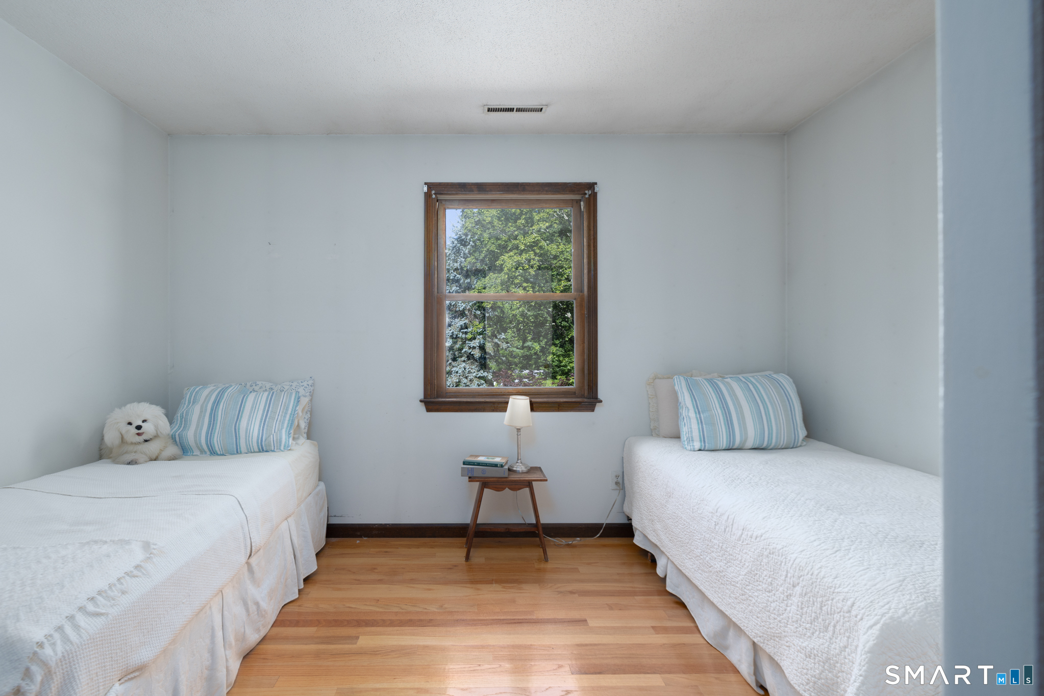 323 Watertown Road photo 15