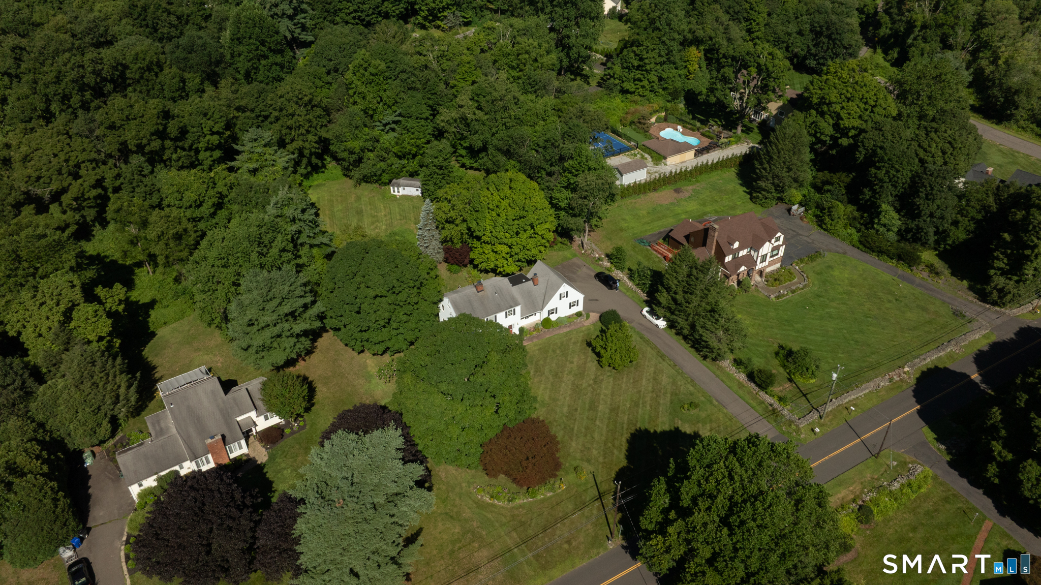 323 Watertown Road photo 22