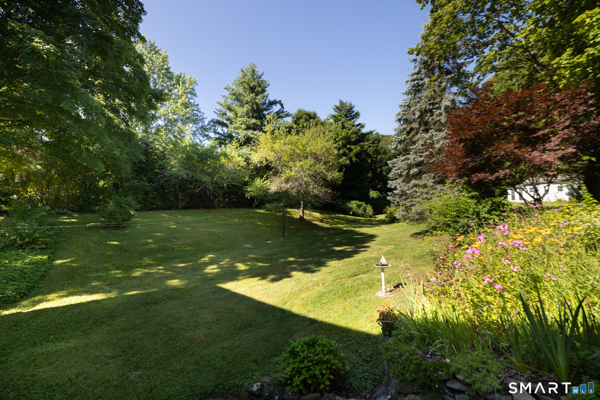 323 Watertown Road photo 21