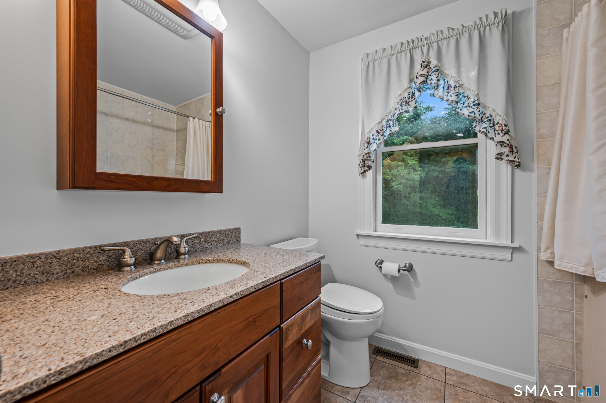 36 Charter Oak Square Unit #D photo 20