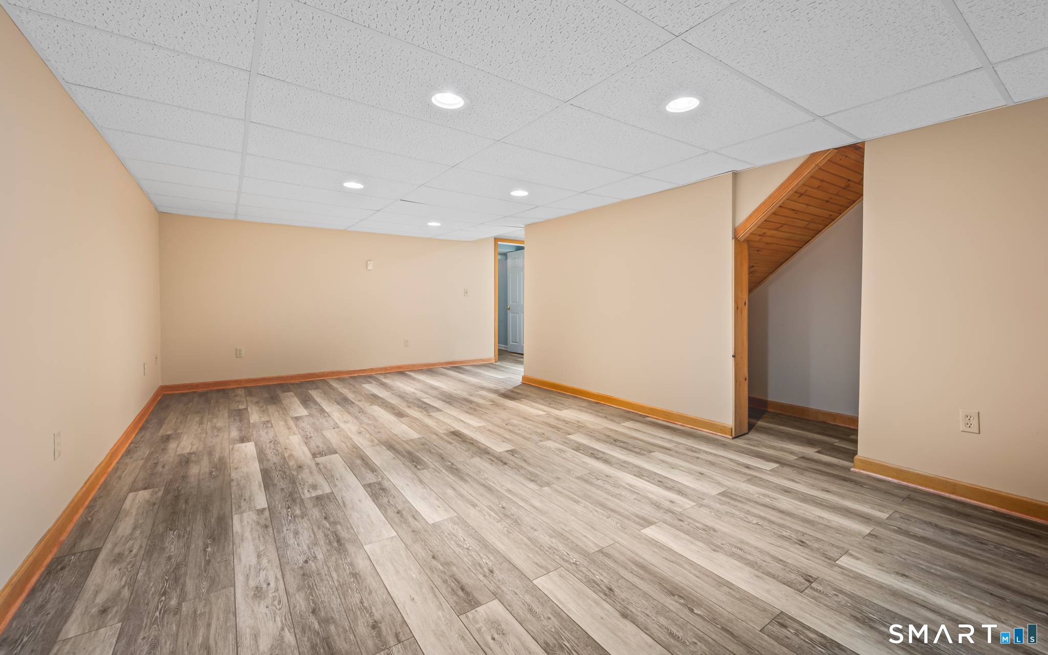 36 Charter Oak Square Unit #D photo 31