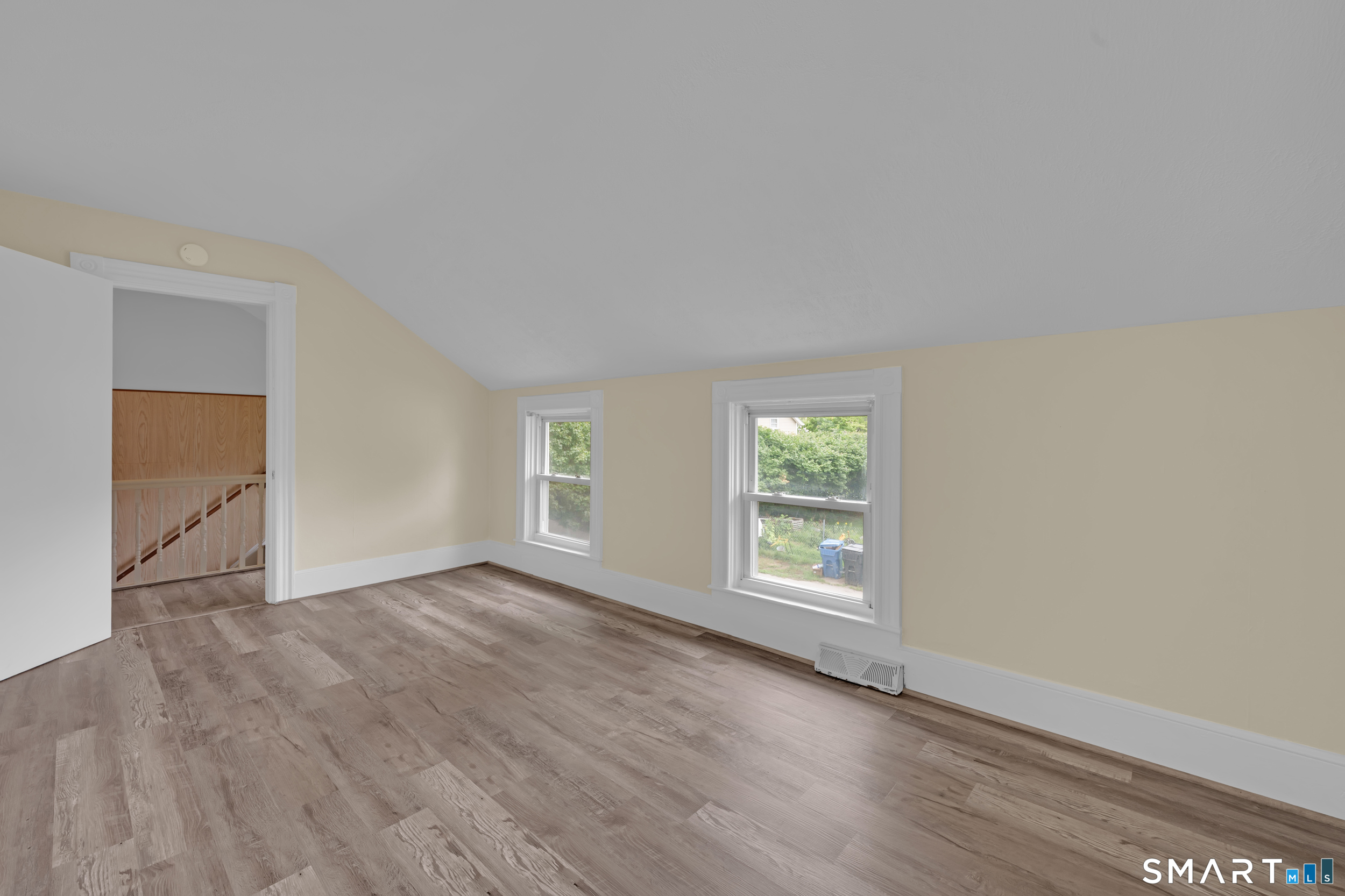 81-83 Community Avenue photo 11