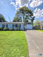 11 Knapps Park Drive